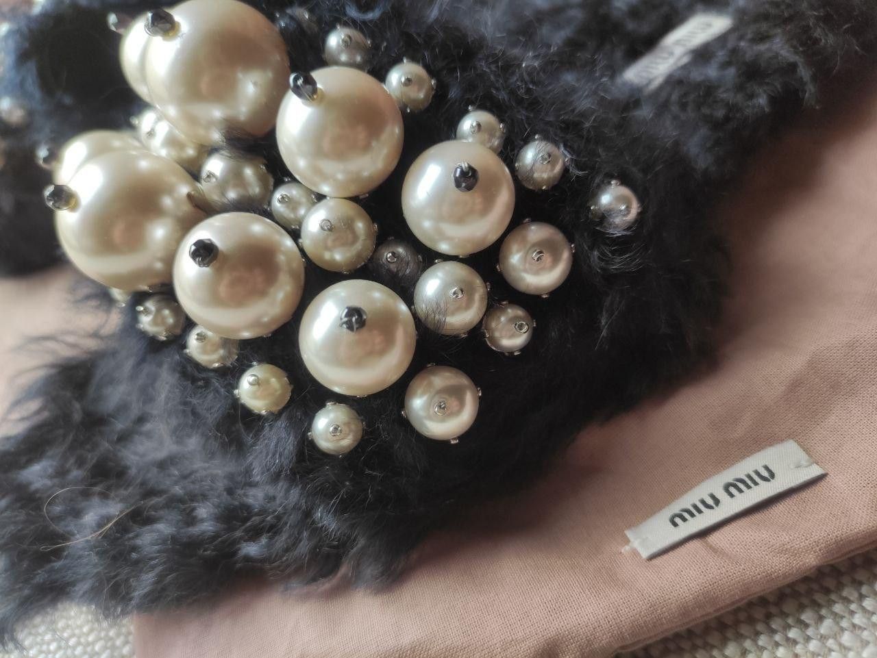 Miu Miu MIU MIU fur flip-flops with pearls Size US 10 / IT 40 - 5 Thumbnail