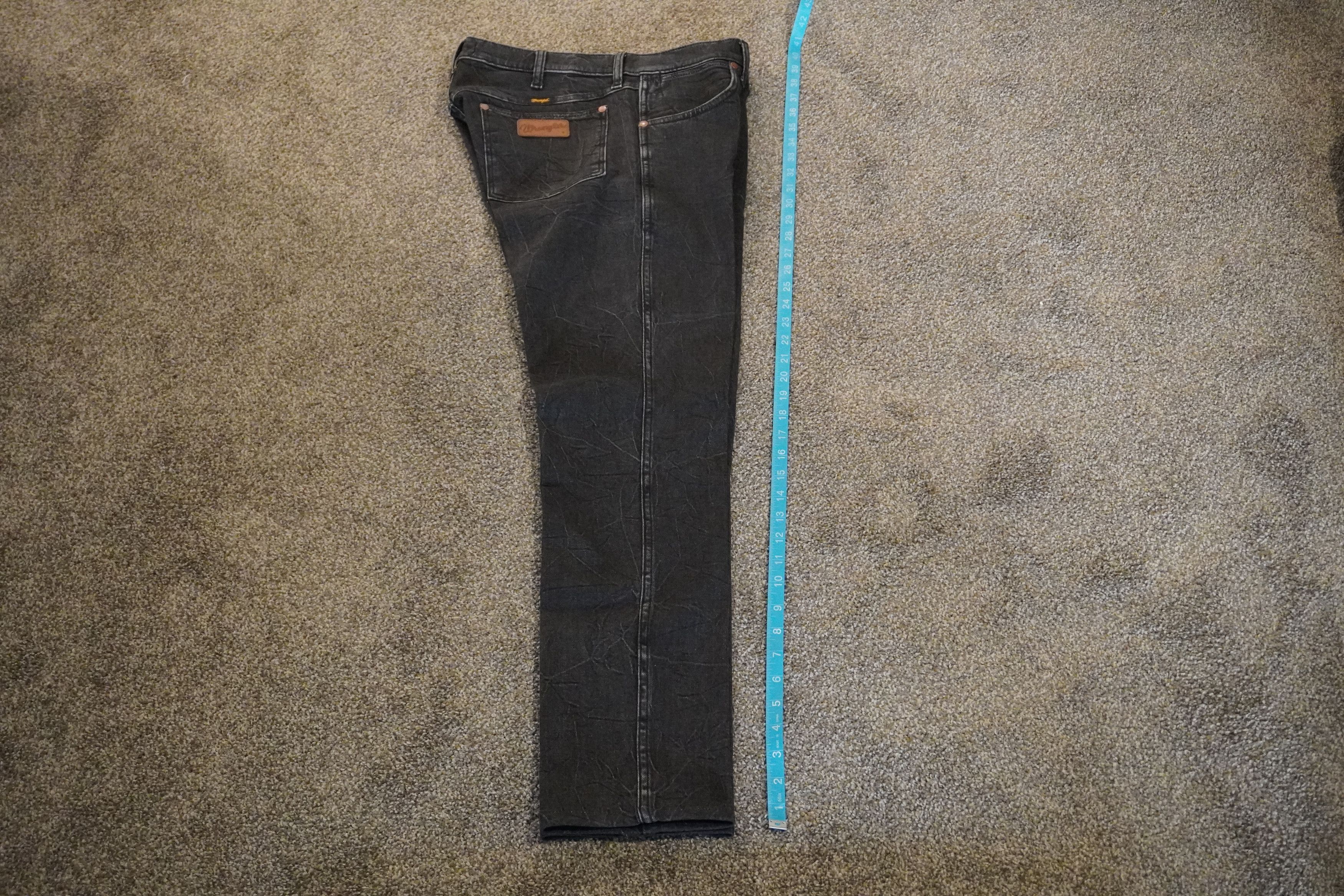 Wrangler DISTRESSED GREY WRANGELR DENIM Size US 33 - 2 Thumbnail
