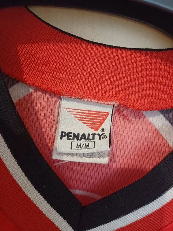 Penalty Rarity: Original São Paulo FC(2000-2001)Training Shirt Size US M / EU 48-50 / 2 - 10 Thumbnail