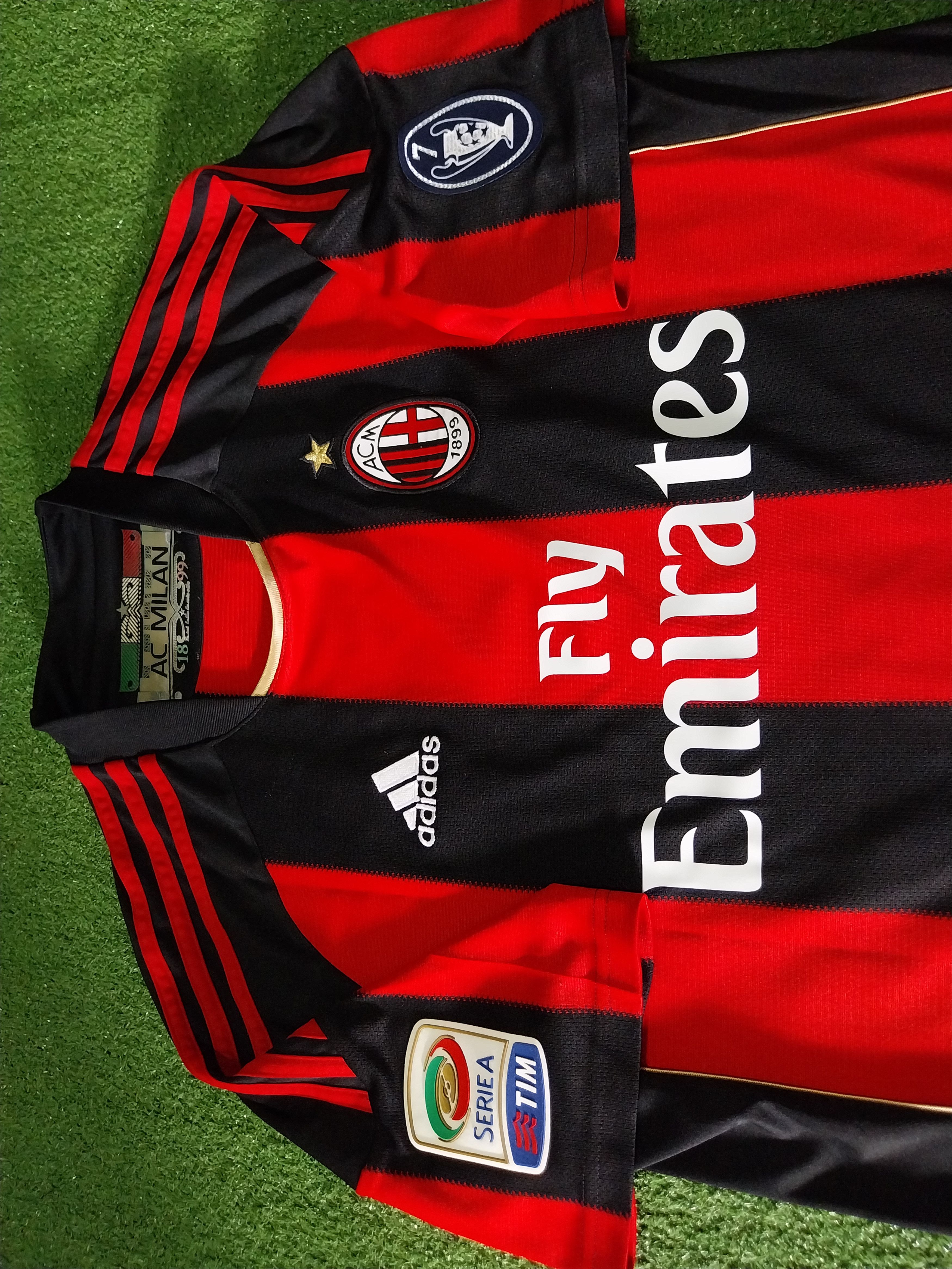 Adidas Ac milan home 2010/2011 inzaghi jersey football Size US M / EU 48-50 / 2 - 3 Thumbnail