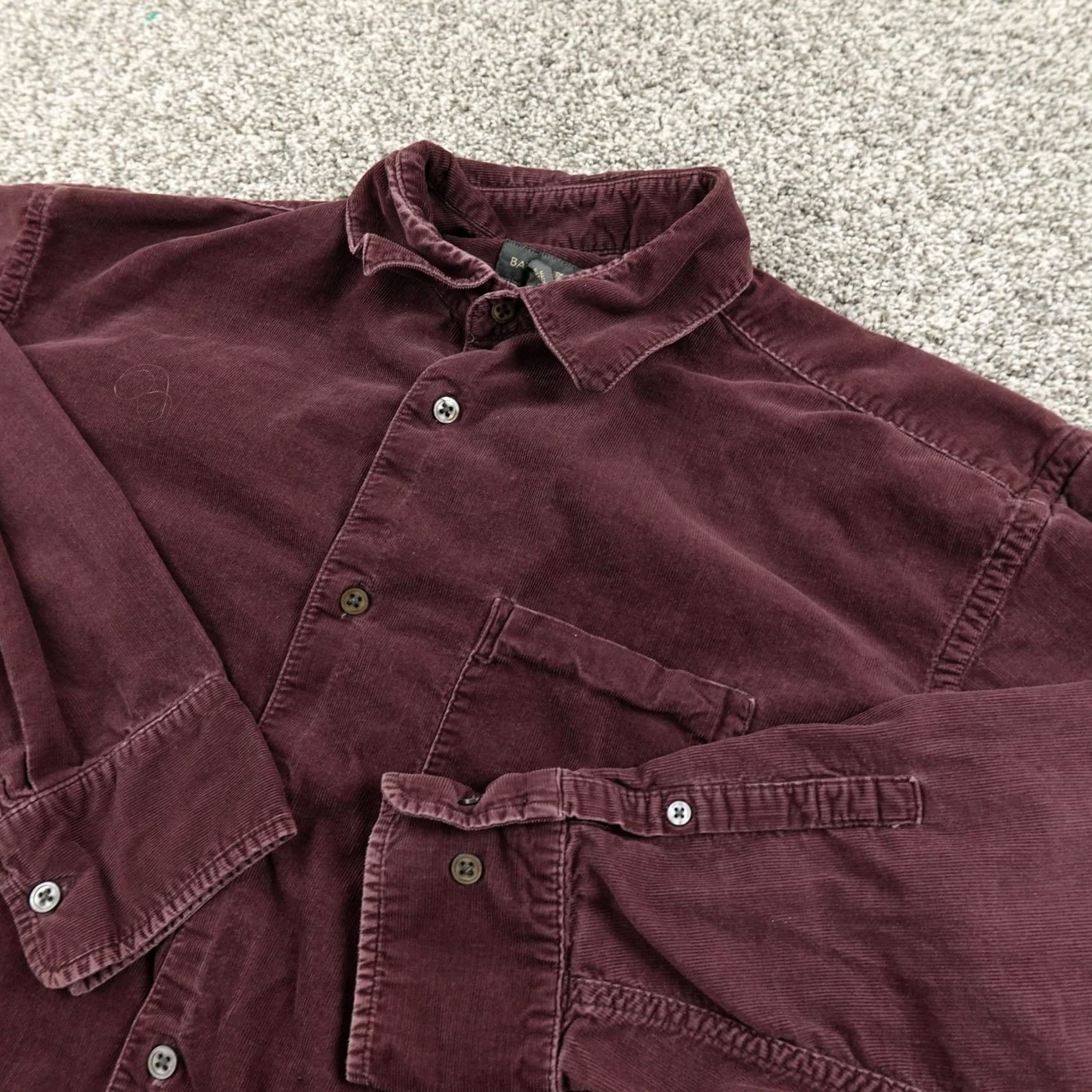 Banana Republic VINTAGE Banana Republic Shirt Mens L Red Corduroy Button-Up Long Sleeve Y2K Size US L / EU 52-54 / 3 - 2 Thumbnail