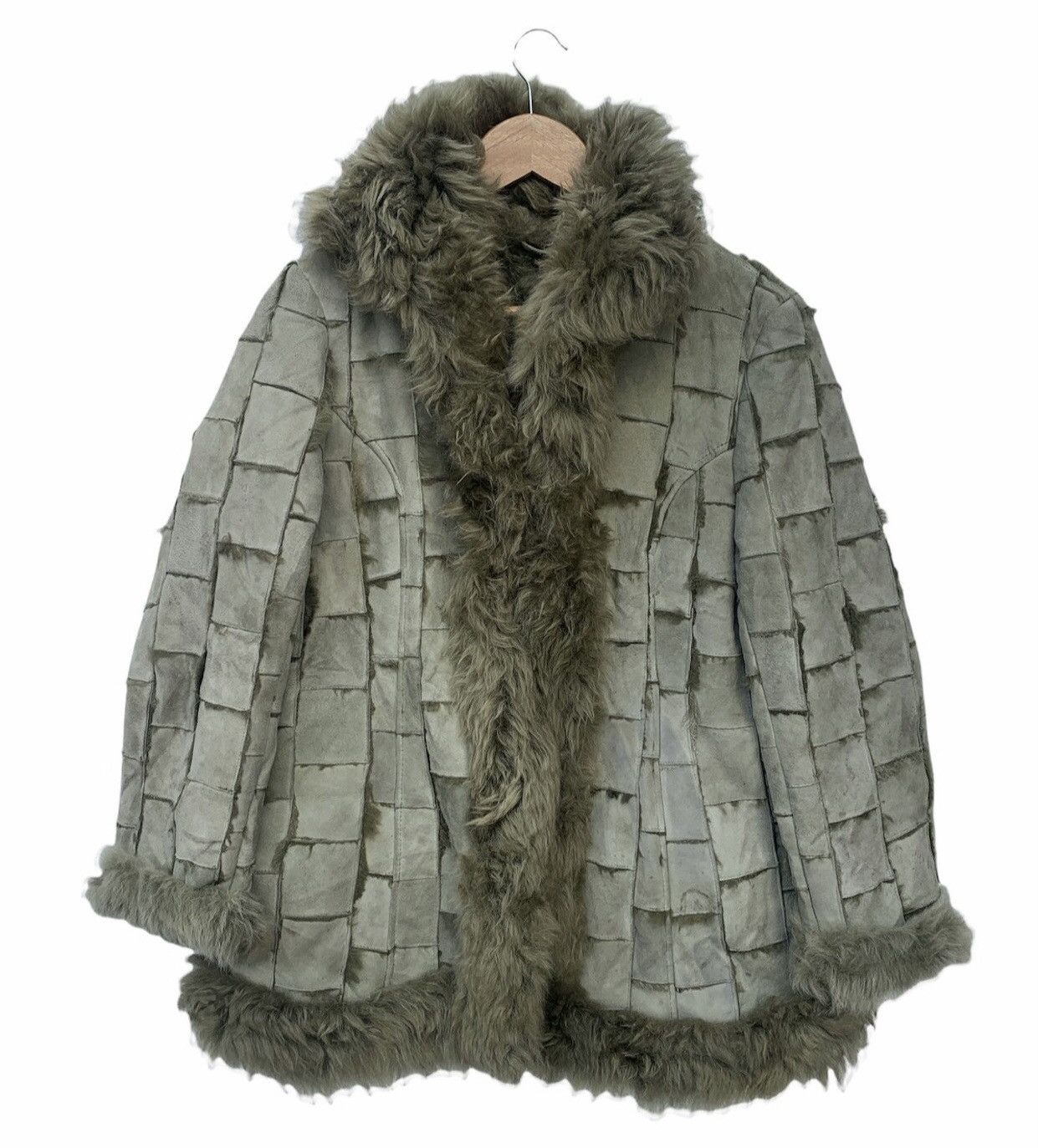 90s minimalist patchwork shearling coat with fur trim