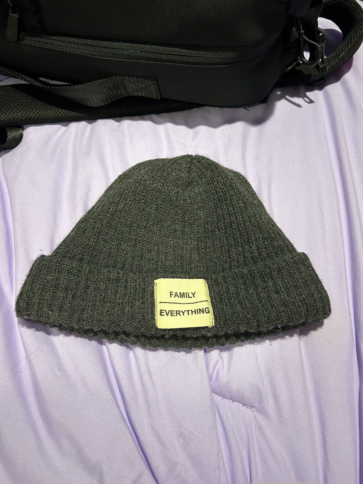 Vintage Good Human beanie Size ONE SIZE - 1 Thumbnail