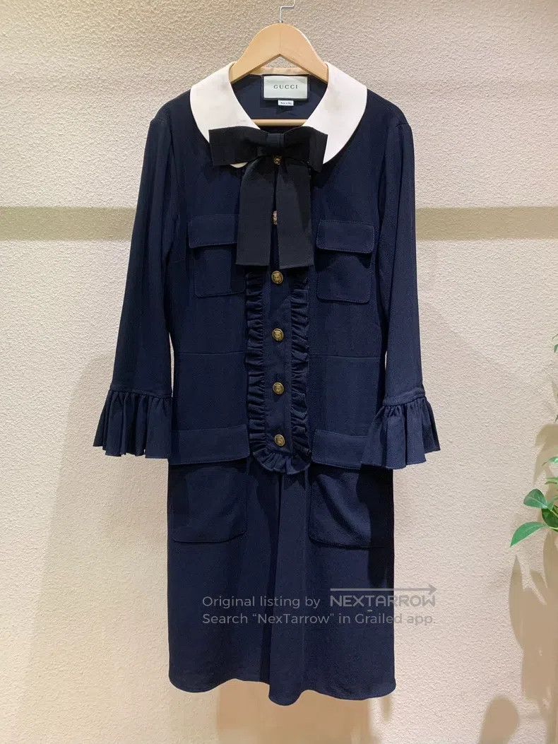 Gucci Gucci The ruffled dress with tiger head button Size M / US 6-8 / IT 42-44 - 1 Thumbnail