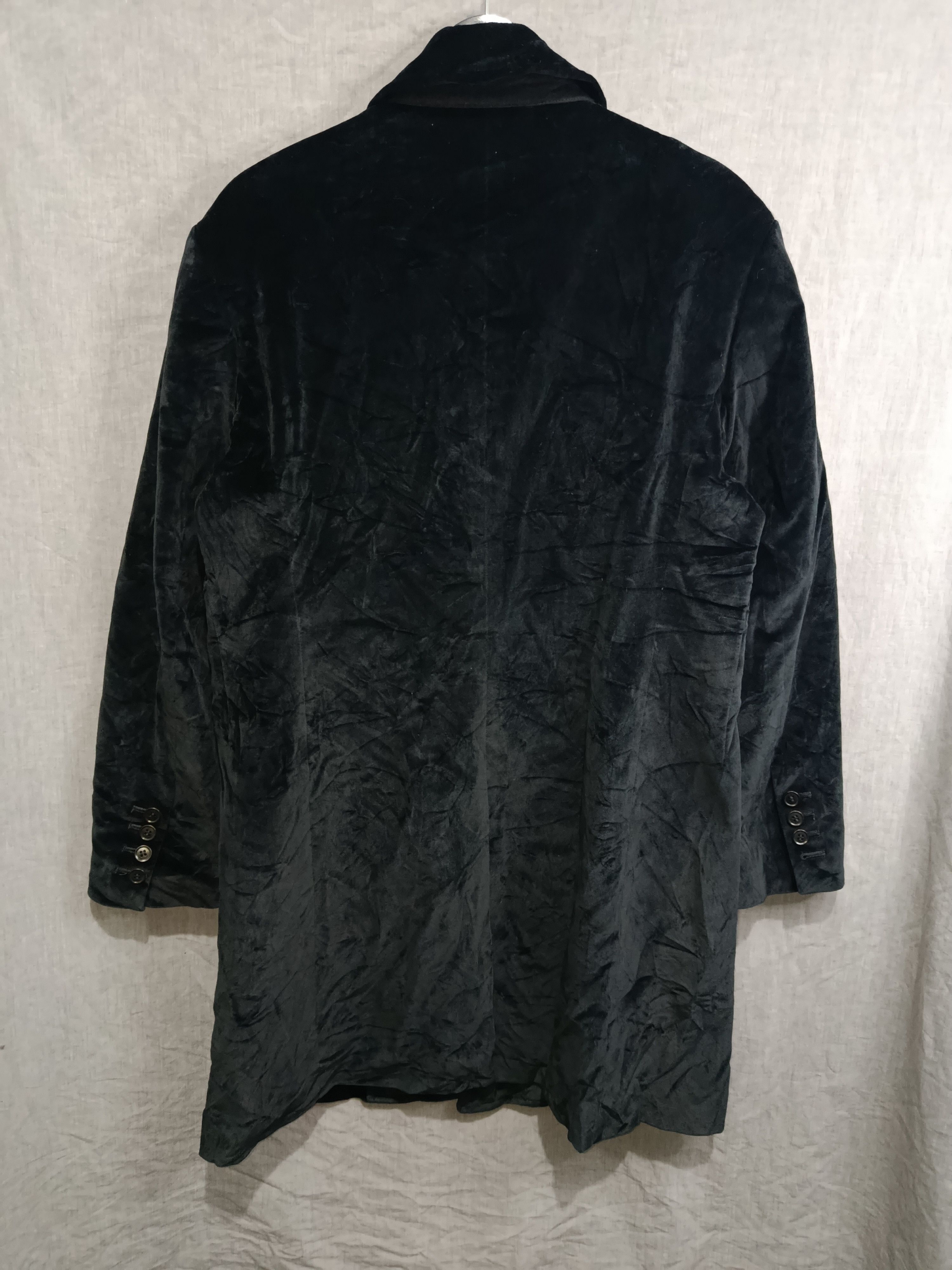 Katharine Hamnett London Katharine hamnett london black velvet coat Size M / US 6-8 / IT 42-44 - 2 Thumbnail