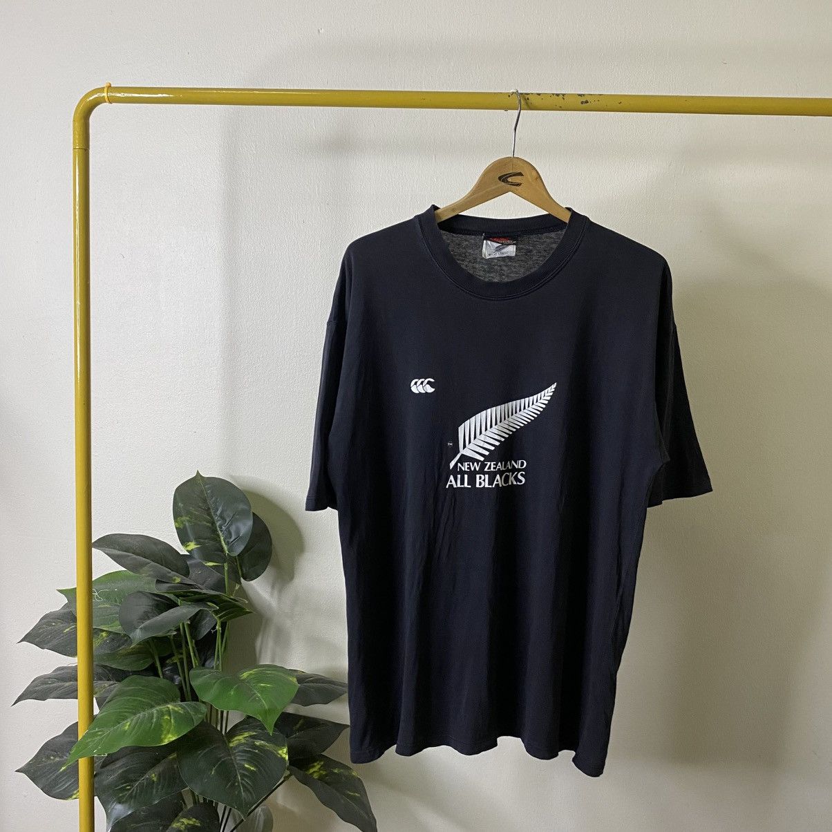 Canterbury of New Zealand Vintage 1990s New Zealand All Blacks Rugby T Shirt Size US L / EU 52-54 / 3 - 1 Thumbnail