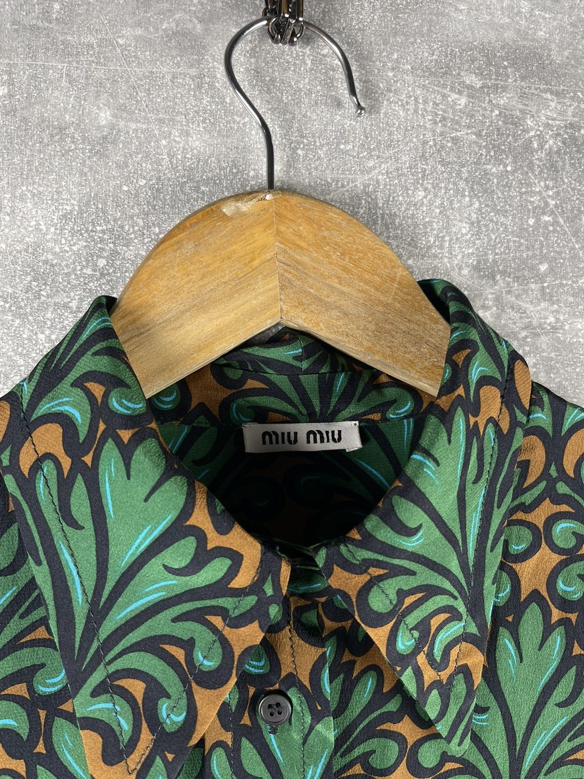 Miu Miu Miu Miu 100% SILK Baroque Print Button Up Shirt Green Brown Size S / US 4 / IT 40 - 9 Thumbnail