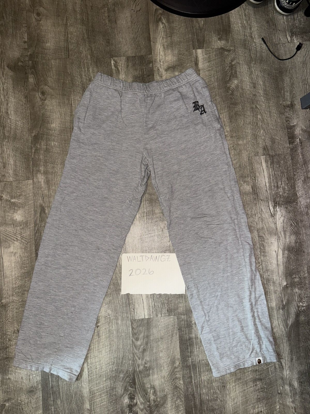 Bape Vintage OG Bape A Bathing Ape Sweatpants Size US 32 / EU 48 - 1 Thumbnail