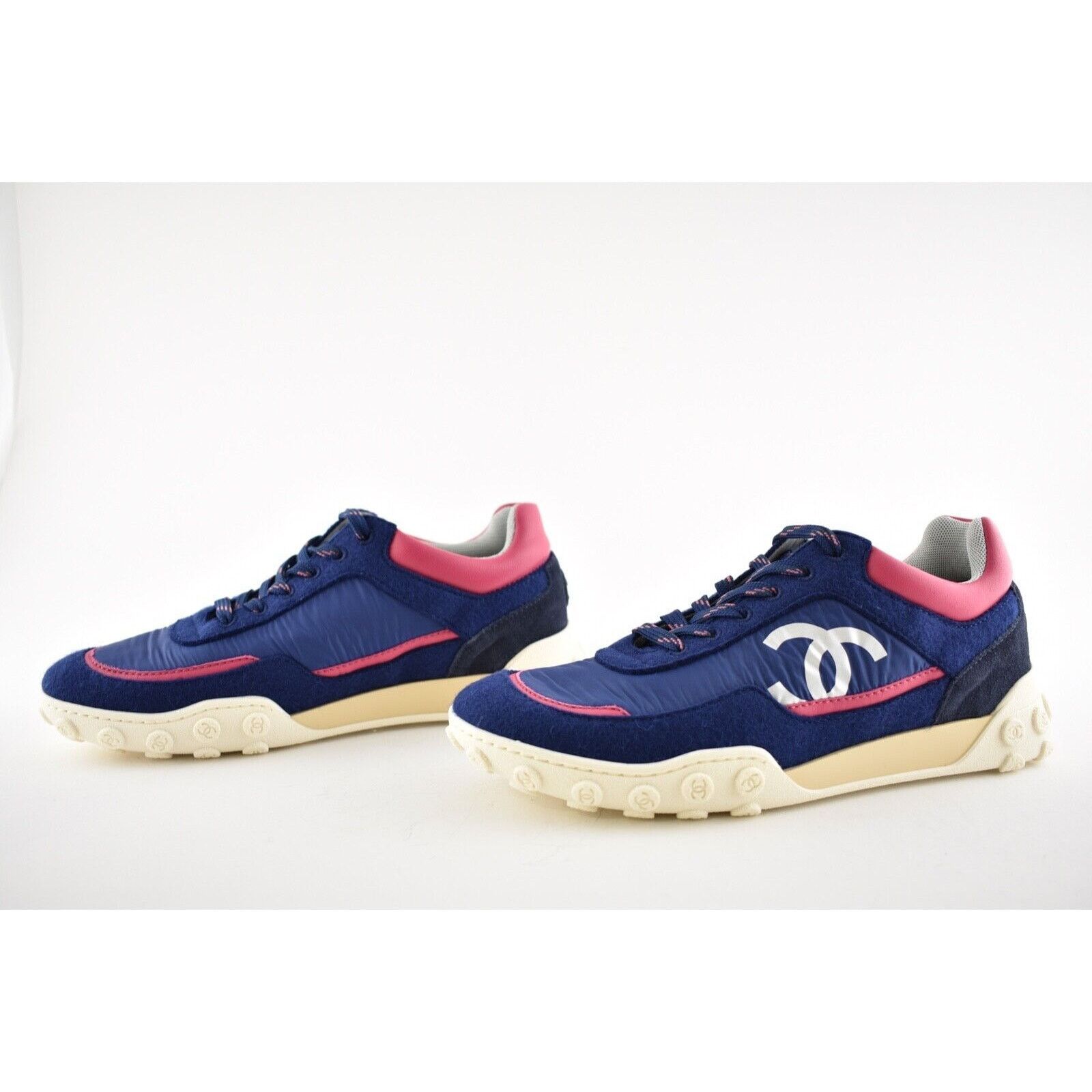 Chanel 18K CC Silver Logo Lace Up Tie Low Top Trainer Sneaker 35 Size US 5 / IT 35 - 9 Thumbnail