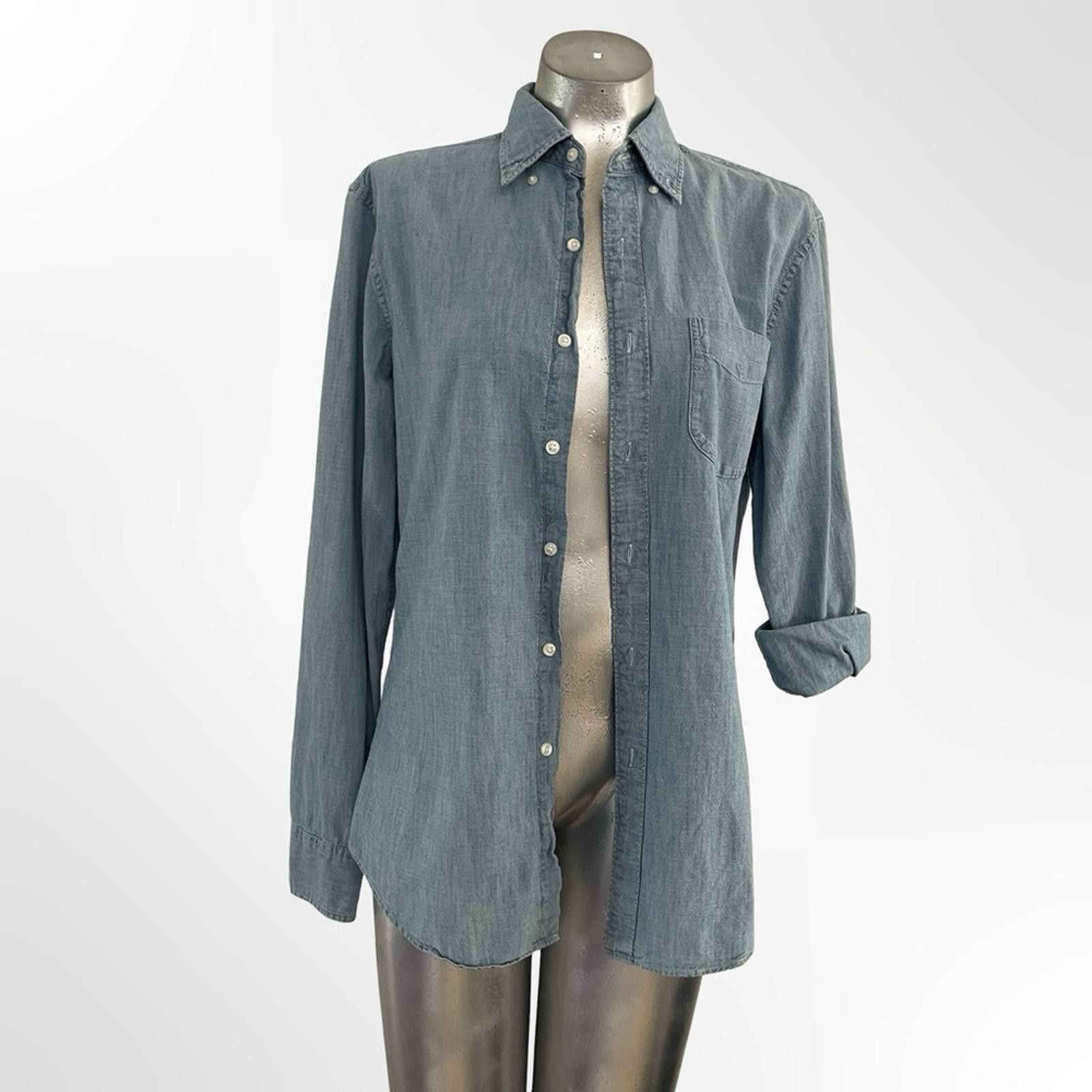 J.Crew J. Crew Organic Cotton Shirt in size S Size S / US 4 / IT 40 - 1 Thumbnail