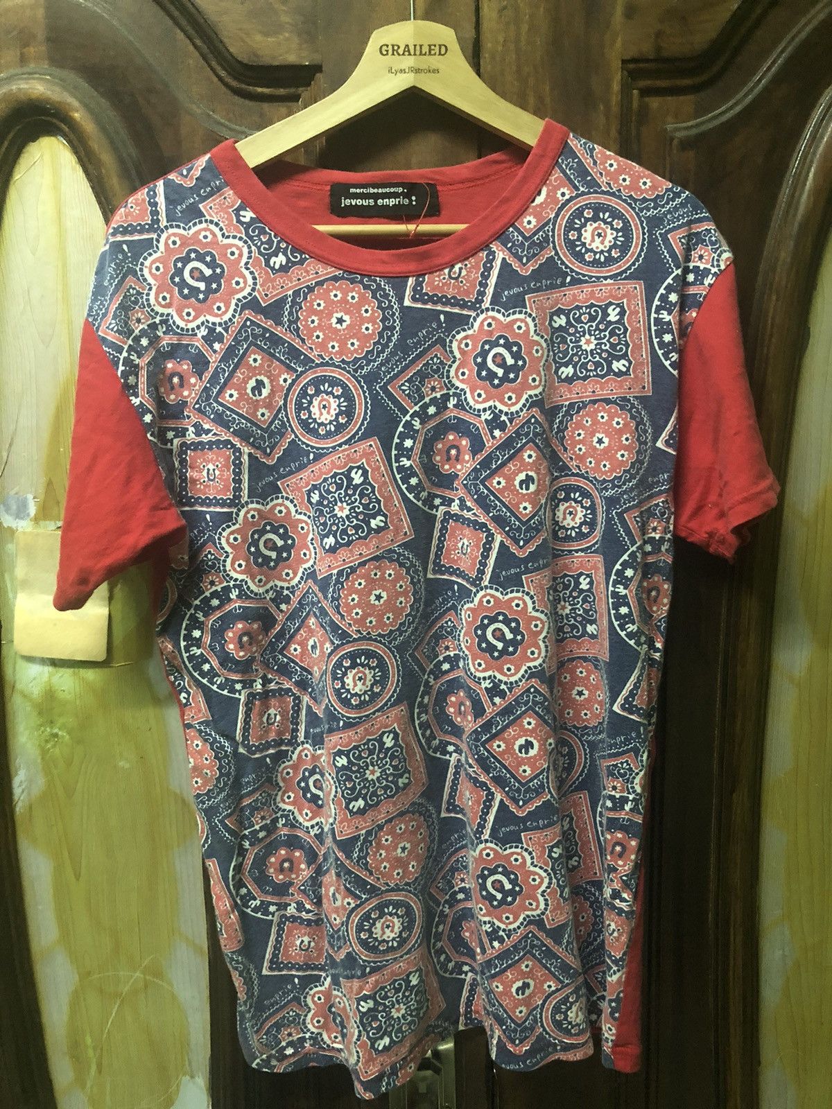 mercibeaucoup Vintage Mercibeaucoup Jevous Enprie Shirt Red Te Size US S / EU 44-46 / 1 - 1 Thumbnail