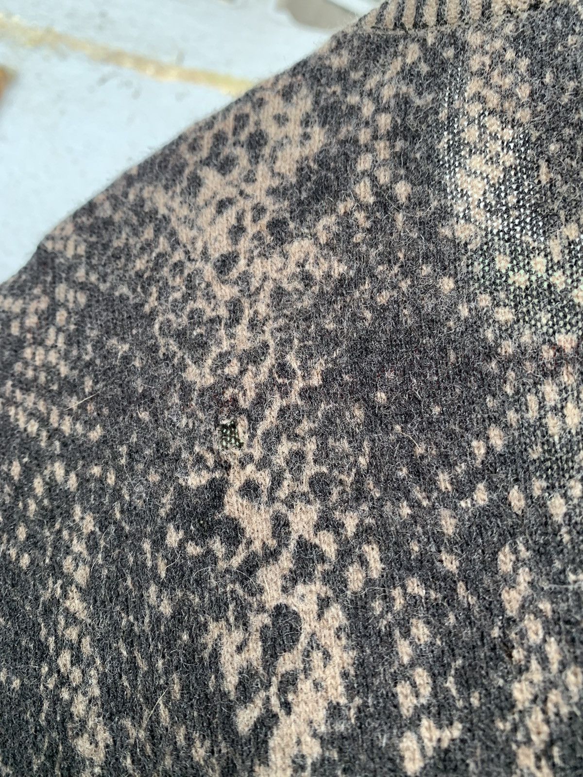 Tornado Mart 💥Vintage 90s Krizia Maglia Native Snake Cardigan Shirt Size US M / EU 48-50 / 2 - 6 Thumbnail