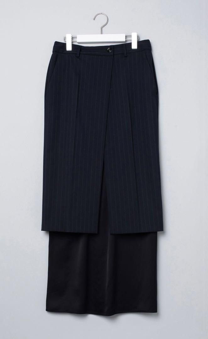 Maison Margiela MM6 Maison Margiela Navy Stripe Wrap Skirt with Inner Skirt Size 26" / US 2 / IT 38 - 1 Thumbnail