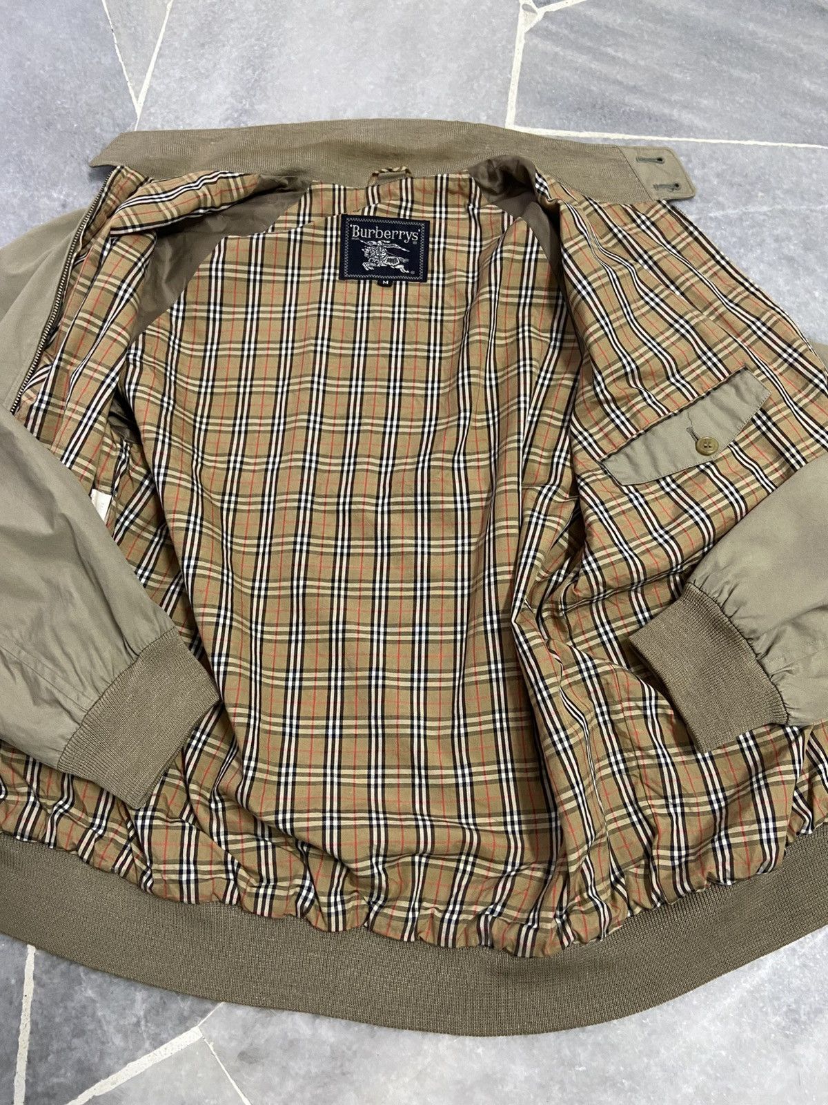 Burberry Burberrys Embroidery Logo Lined Bomber jacket Size US M / EU 48-50 / 2 - 10 Thumbnail