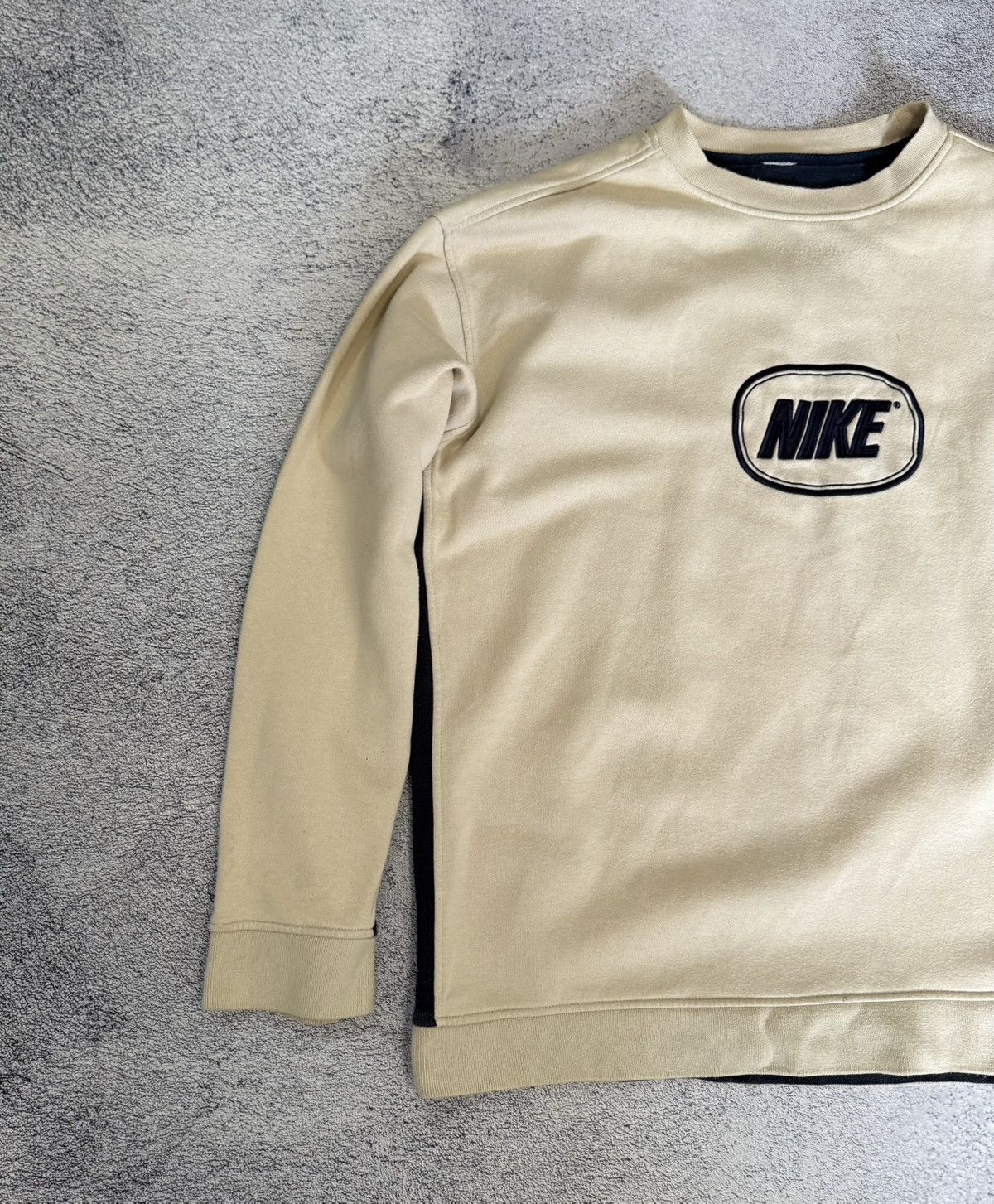 Nike Vintage Nike Center Logo Sweatshirt XXL XXXL Y2K Swoosh Size US XXL / EU 58 / 5 - 7 Thumbnail