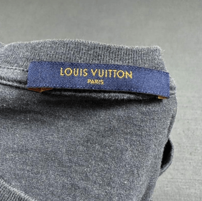 Louis Vuitton Louis Vuitton short-sleeve T-shirt Size US M / EU 48-50 / 2 - 6 Thumbnail
