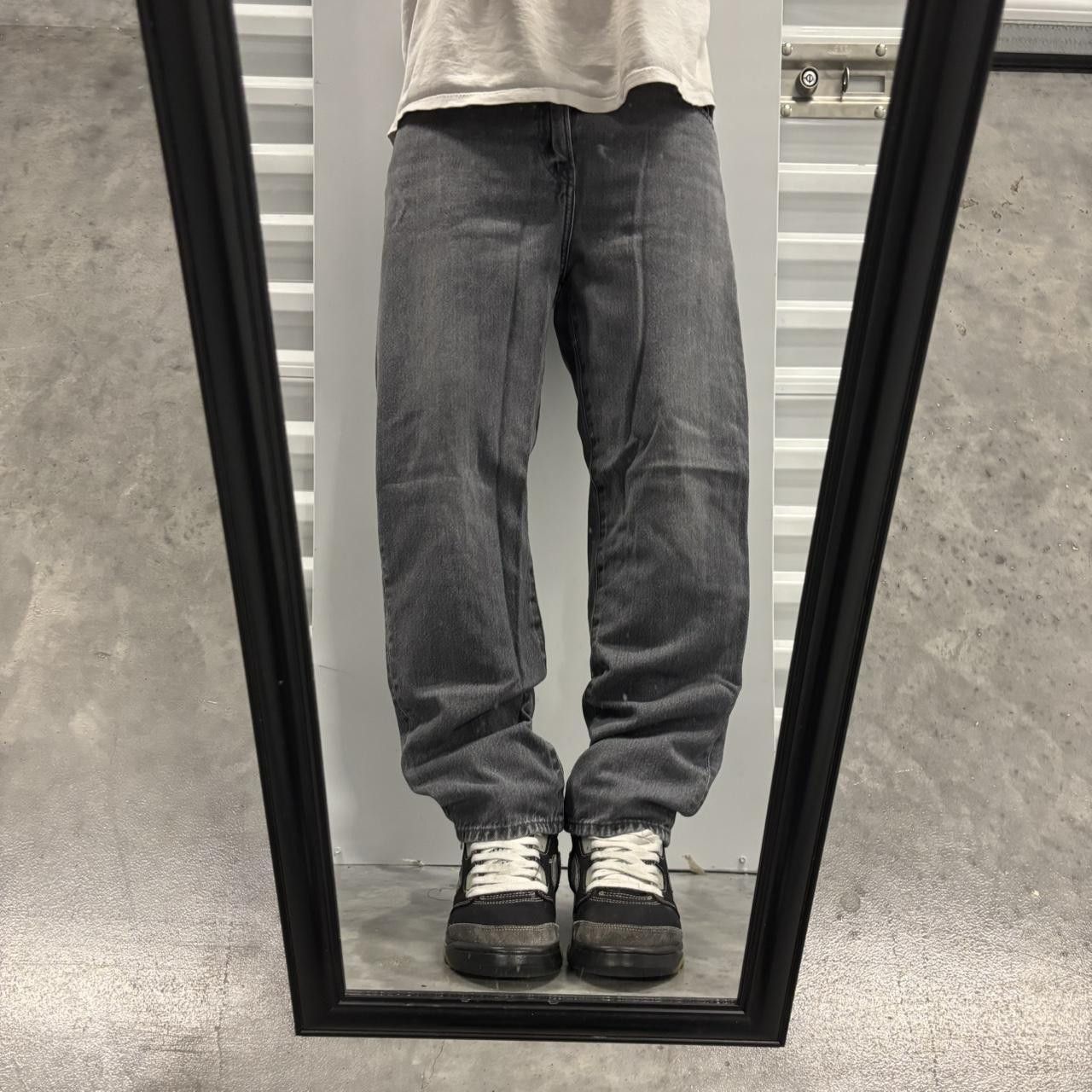 Japanese Brand × Vintage Crazy Vintage Y2K/2000s Faded Black Grey Essential Denim Jeans! Size US 30 / EU 46 - 1 Thumbnail