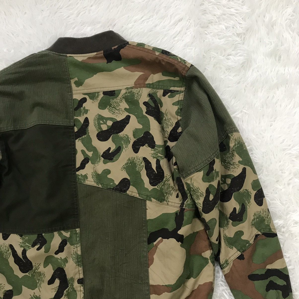 Japanese Brand Rosebud Couples Reversible Bomber Jacket (brokenzip) Size US M / EU 48-50 / 2 - 19 Thumbnail