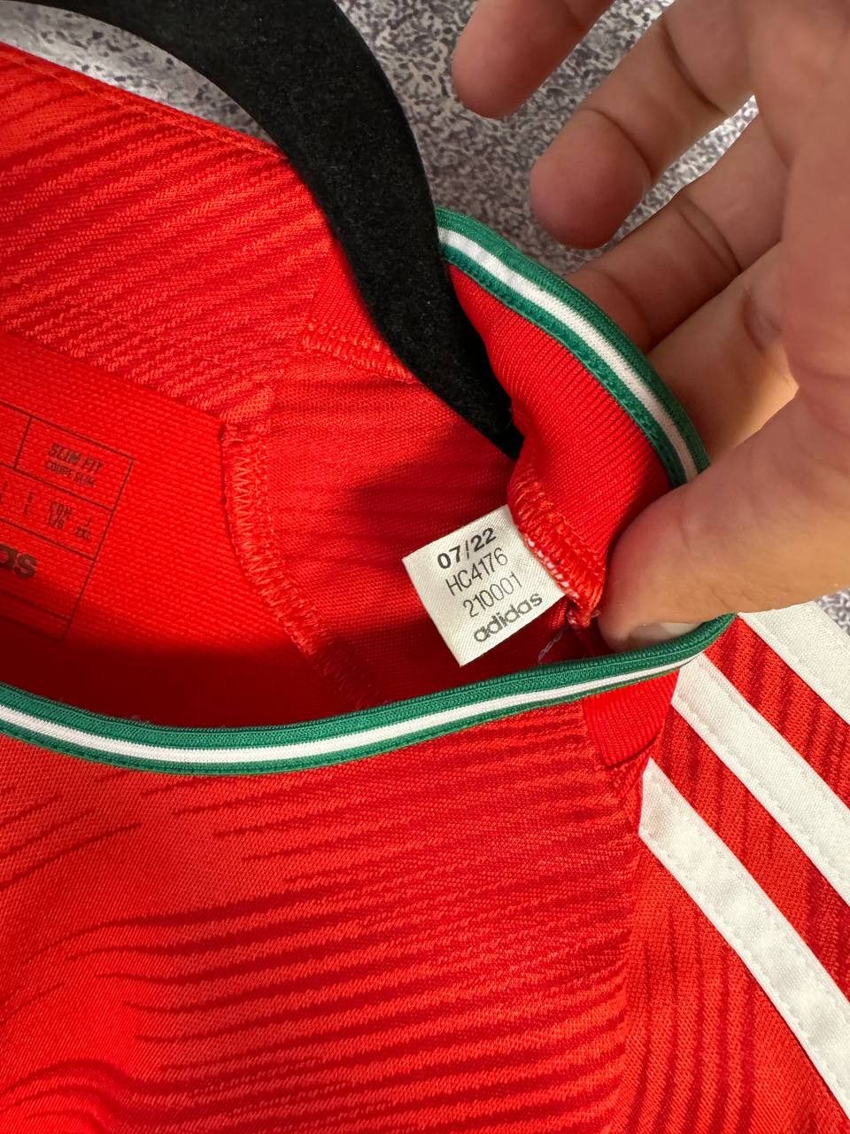 Adidas Wales National Team 2022 Adidas Soccer Jersey Large Size US L / EU 52-54 / 3 - 9 Thumbnail