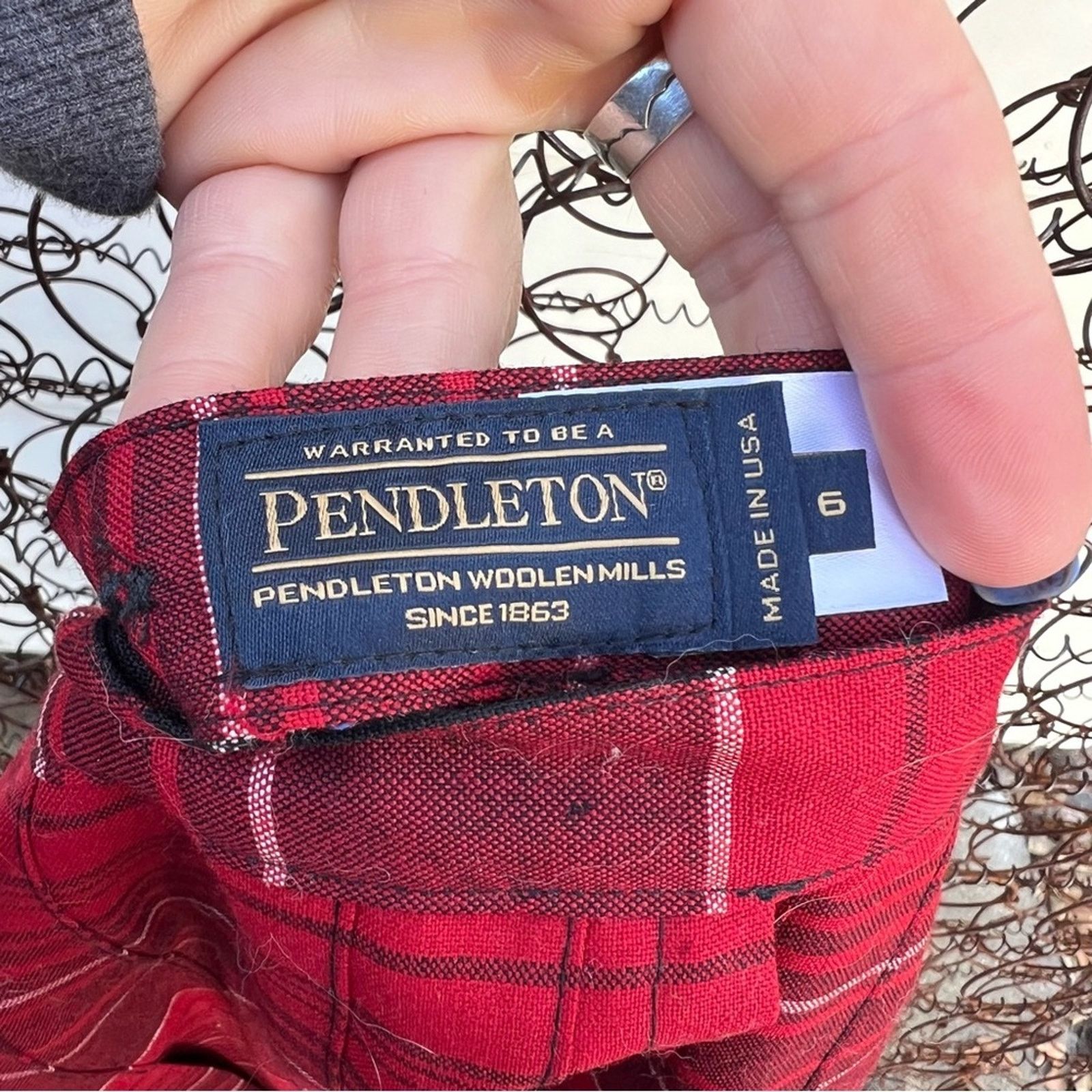 Pendleton Pendleton Wool reversible red black tartan plaid pleat skirt Size 28" / US 6 / IT 42 - 4 Thumbnail