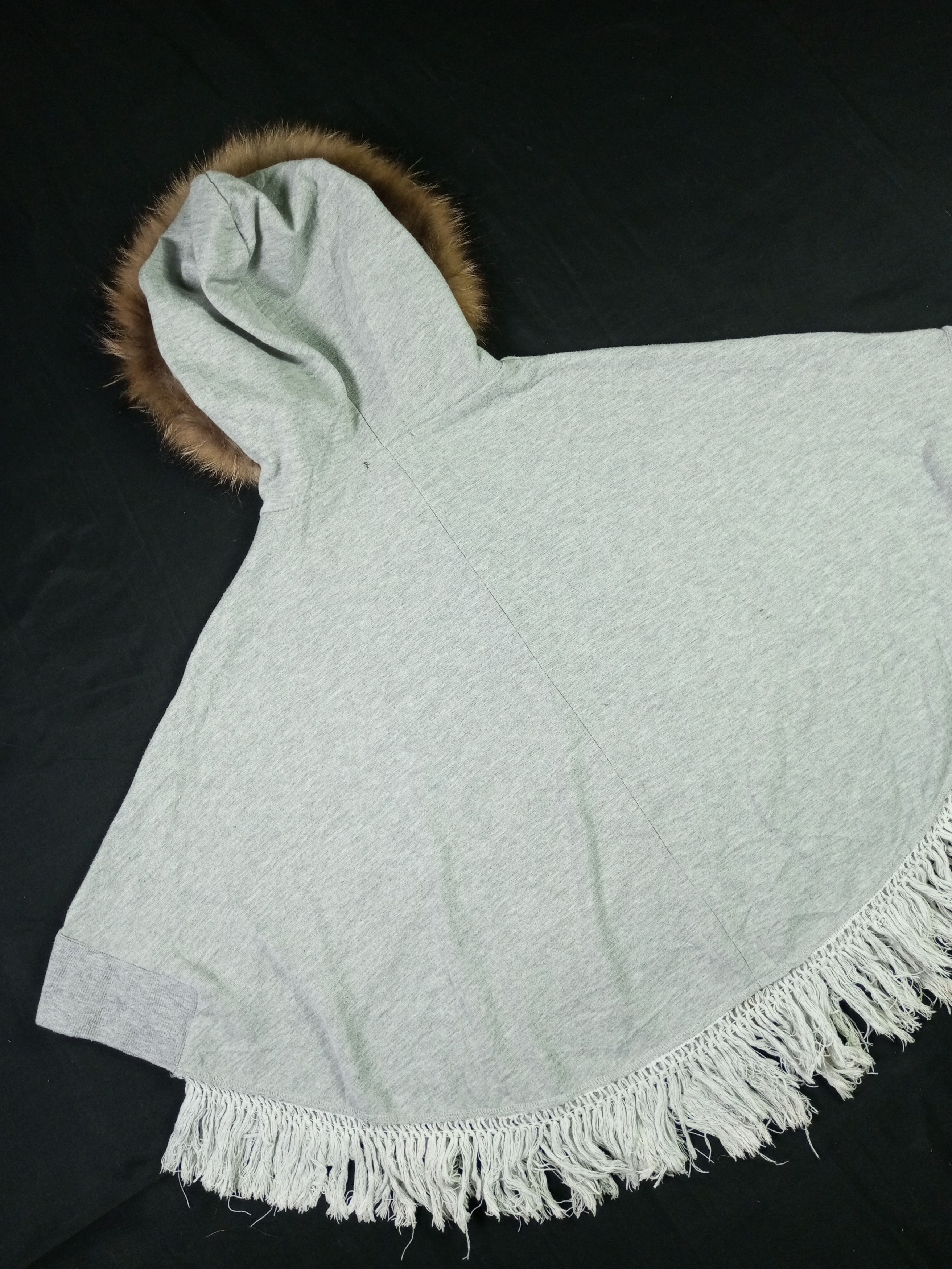 Japanese Brand "F" Unknown Japanese Brand Poncho Fur Hoodie Size US L / EU 52-54 / 3 - 13 Thumbnail