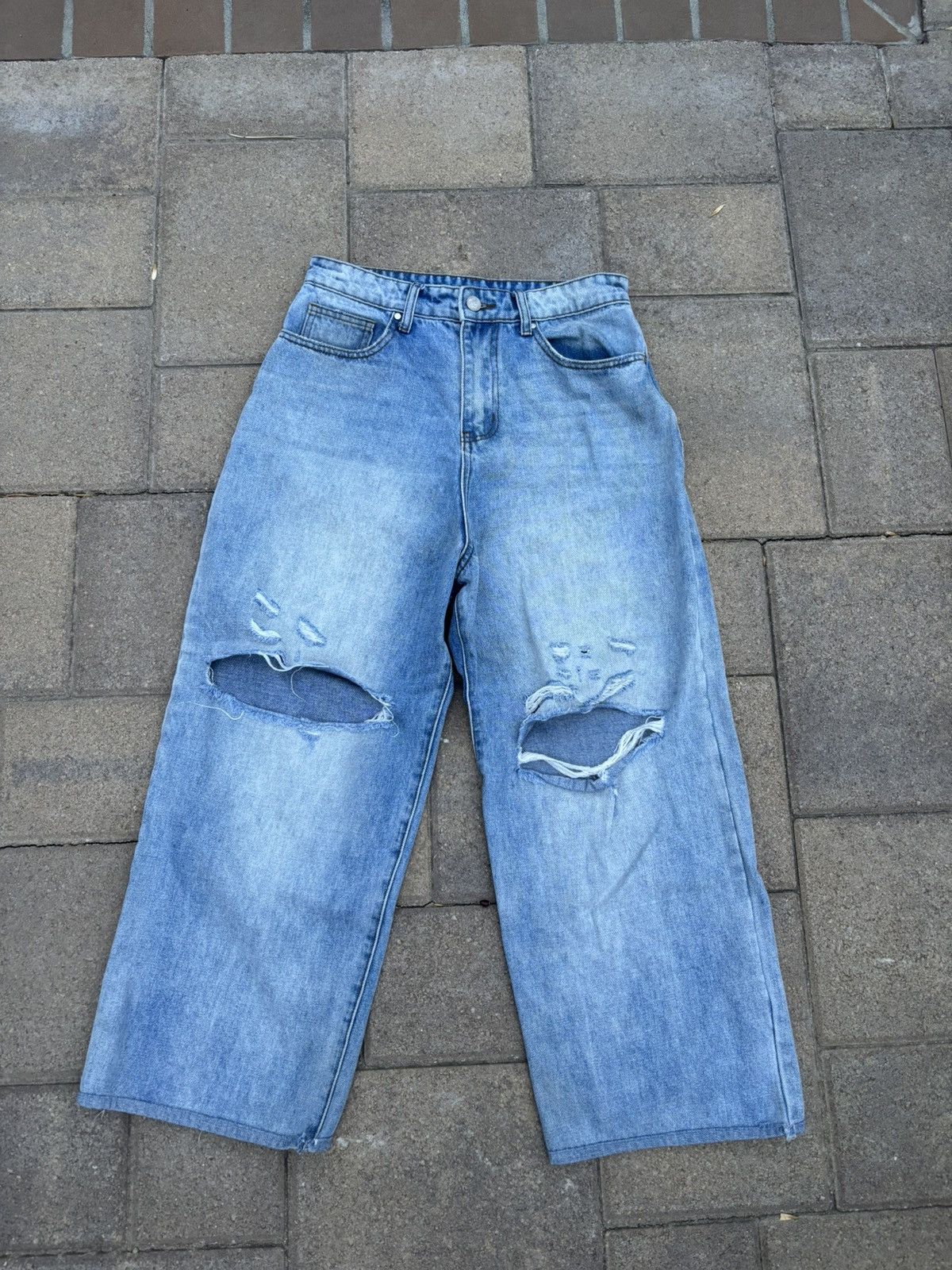 basketcase gallery Basketcase distressed denim blue Size US 30 / EU 46 - 2 Thumbnail