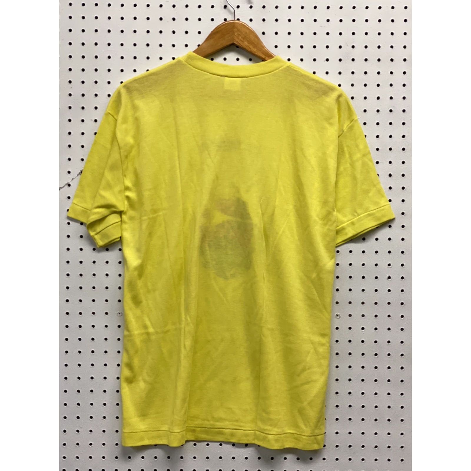 Hanes VINTAGE Hanes St. Thomas US Virgin Islands Tourist T-Shirt XL Pink Men Shirt Singles Stitch Souvenir 90s Size US XL / EU 56 / 4 - 4 Thumbnail