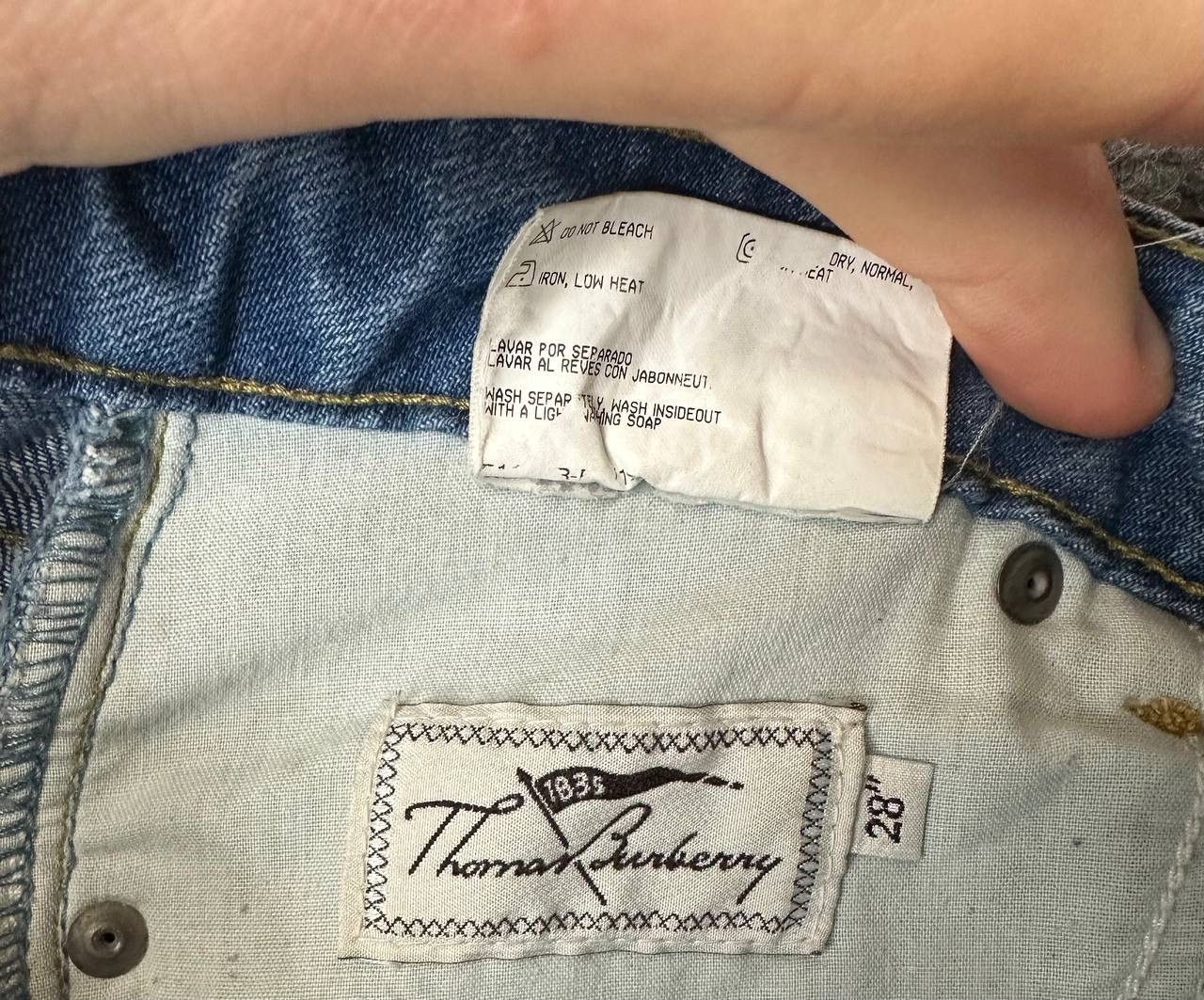 Burberry Thomas Burberry denim jeans size 28 Size US 28 / EU 44 - 11 Thumbnail