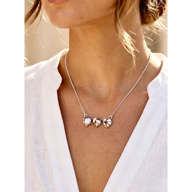 & Other Stories Wild Horse Jasper Three Stone Heart Necklace Sterling Silver Size ONE SIZE - 2 Thumbnail