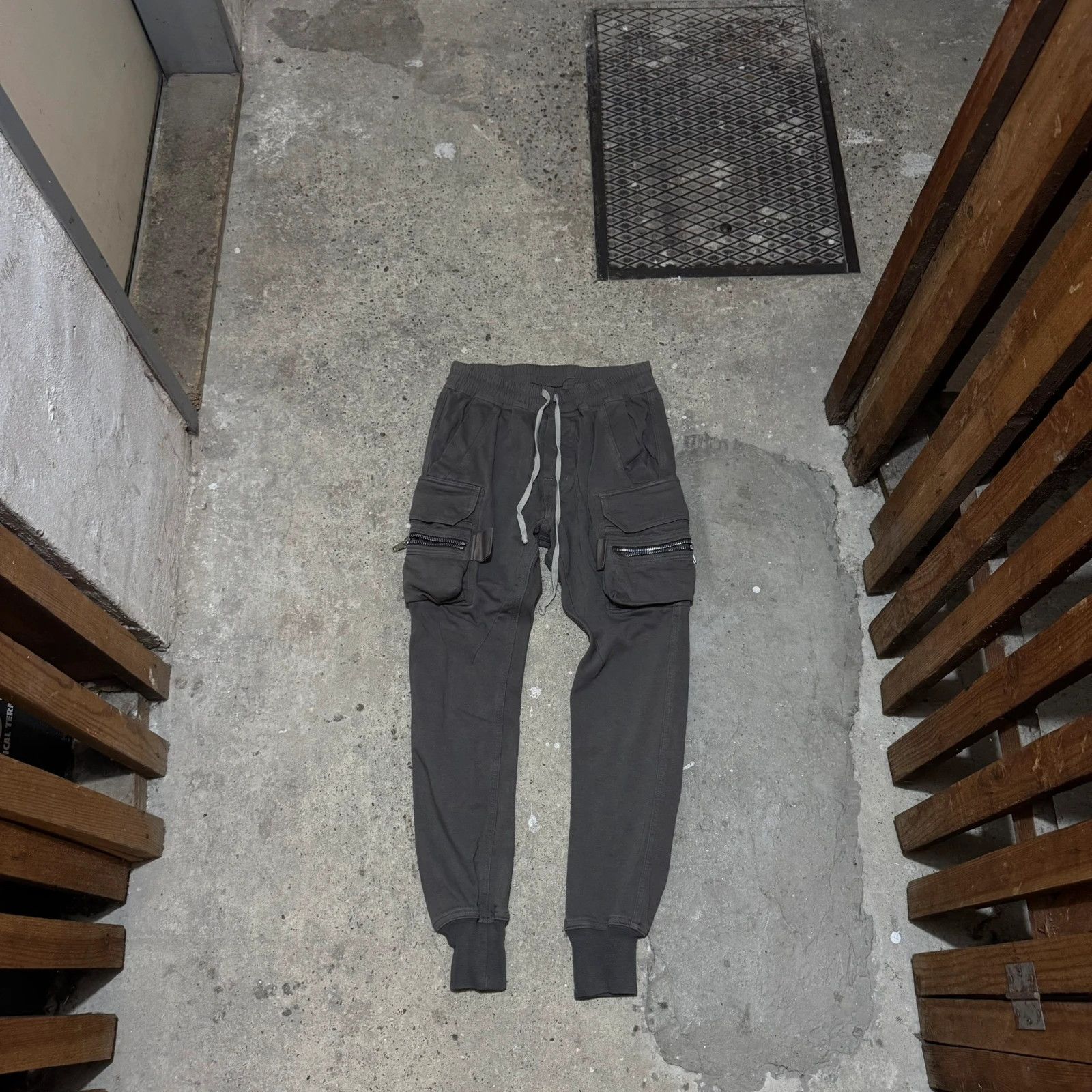 Rick Owens Rick Owens fw22 Strobe drawstring slim long pant | Grailed