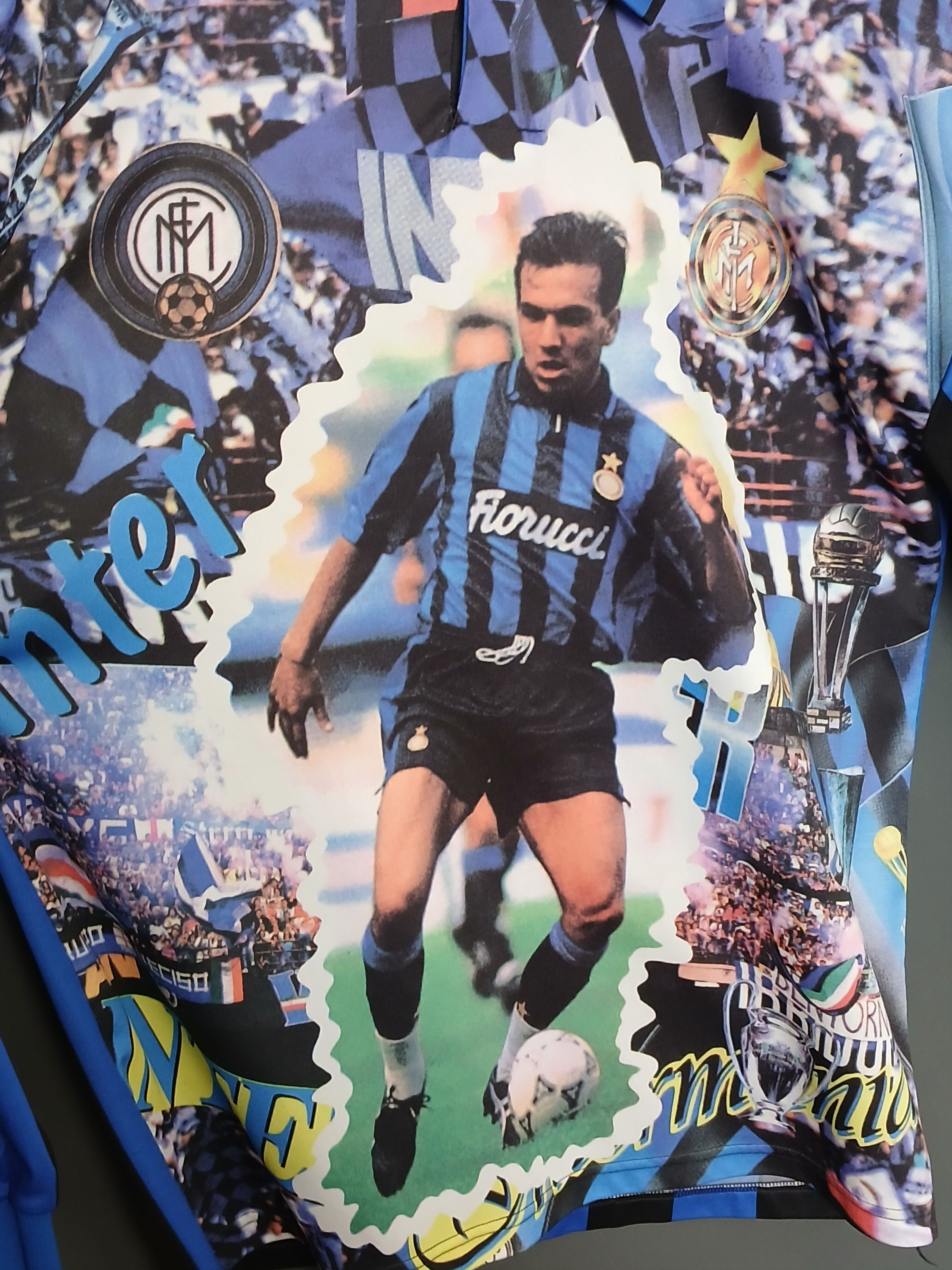 Vintage Vintage Inter Sosa Smile Of The Goal Football Jersey T-Shirt Size US XL / EU 56 / 4 - 3 Thumbnail