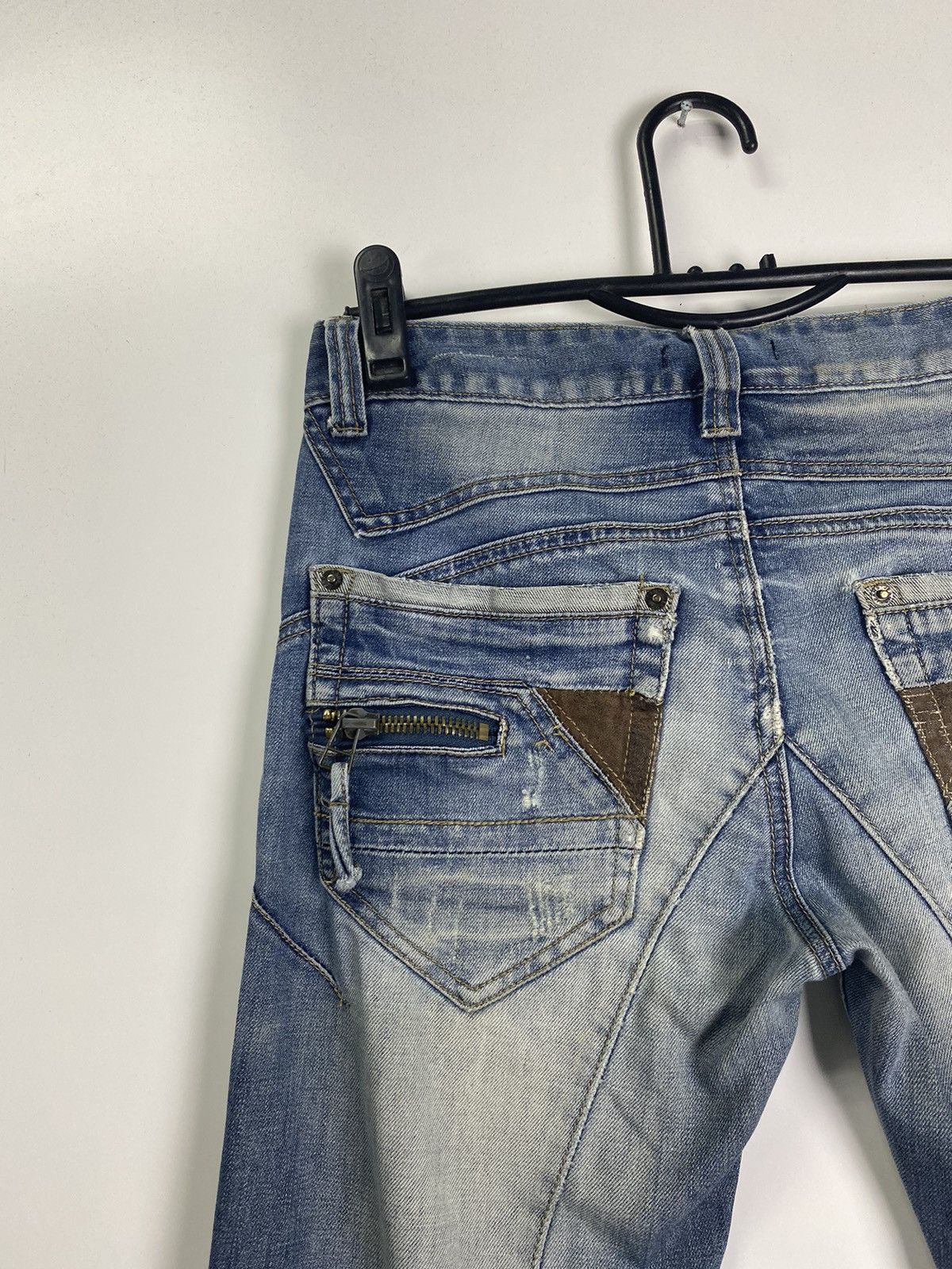 Japanese Brand Vintage Distressed Jeans Size US 30 / EU 46 - 13 Thumbnail
