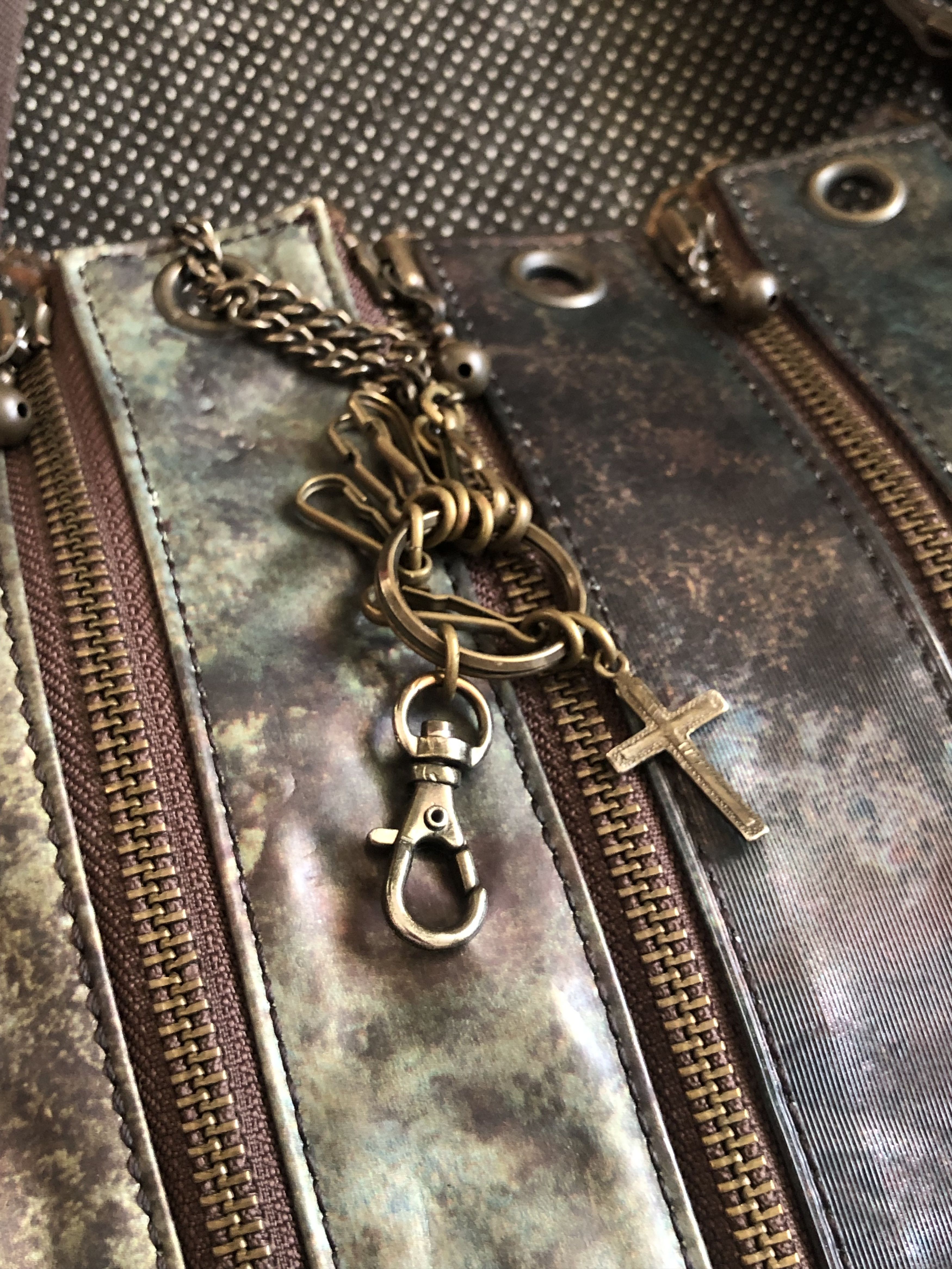 Jean Paul Gaultier GRAIL🔥FW1995 “CYBER” HOLOGRAPHIC MULTI ZIP BONDAGE BAG Size ONE SIZE - 12 Thumbnail