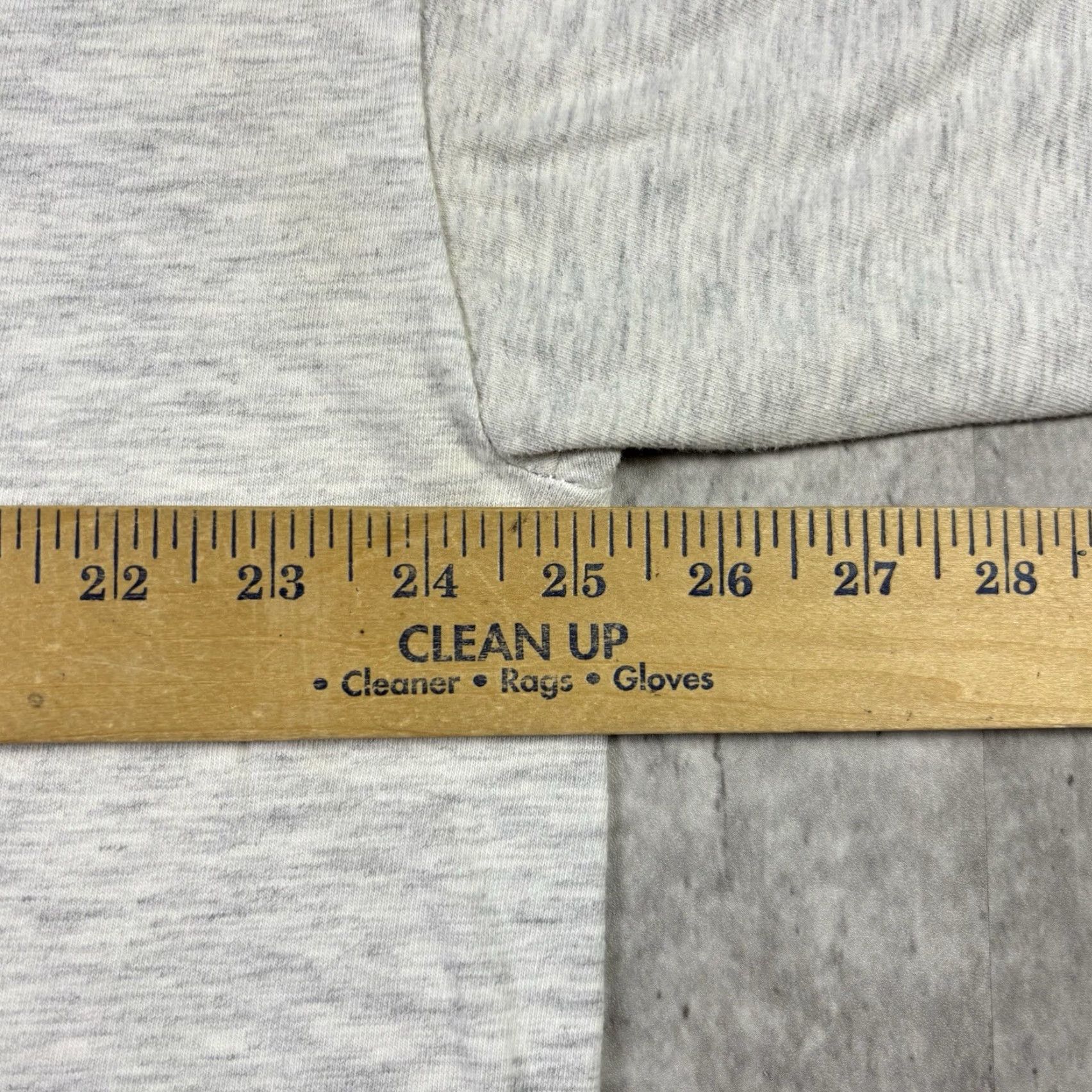 Gildan VINTAGE Worcestet Street Brewing T Shirt Beer Promo XL Gray Gildan Men Crew Neck Short Sleeve Graphic Print 90s Mens Size US XL / EU 56 / 4 - 3 Thumbnail