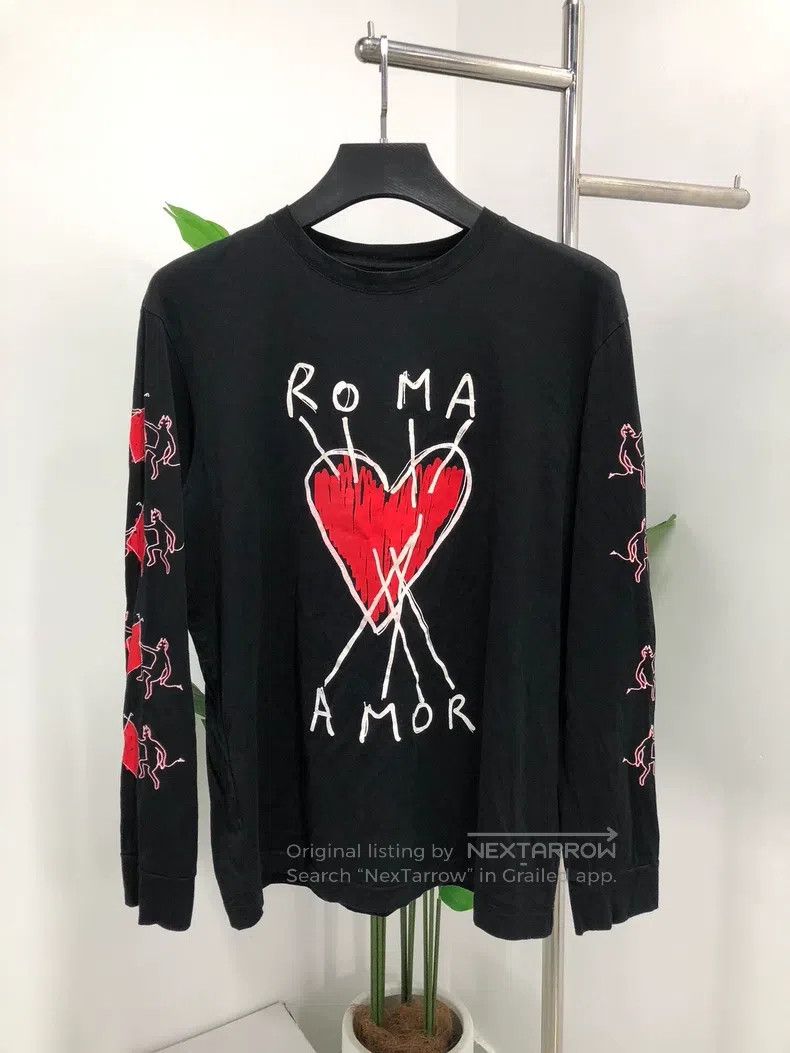 Fendi Fendi Graffiti Heart Round Neck Sweatshirt - Black Size US S / EU 44-46 / 1 - 1 Thumbnail