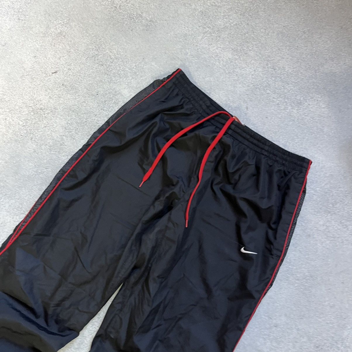 Nike VINTAGE NIKE TRACK PANTS NYLON DRILL Size US 34 / EU 50 - 3 Thumbnail