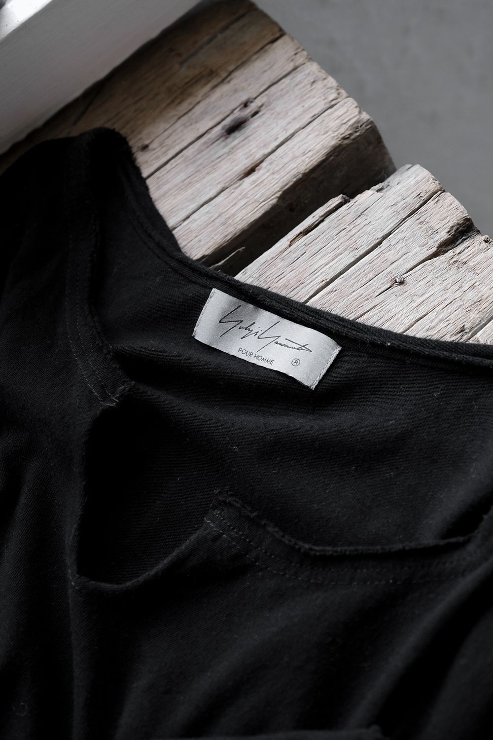 Yohji Yamamoto Yohji Yamamoto ULTIMA COTTON T-SHIRT WITH LARGE SIDE POCKET Size US L / EU 52-54 / 3 - 5 Thumbnail