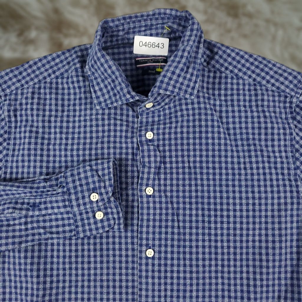 Tommy Hilfiger VINTAGE Tommy Hilfiger Dress Shirt Mens 14.5 Blue Check Long Sleeve Collared Button Up Business Casual Formal Winter Men Size 36R - 1 Thumbnail