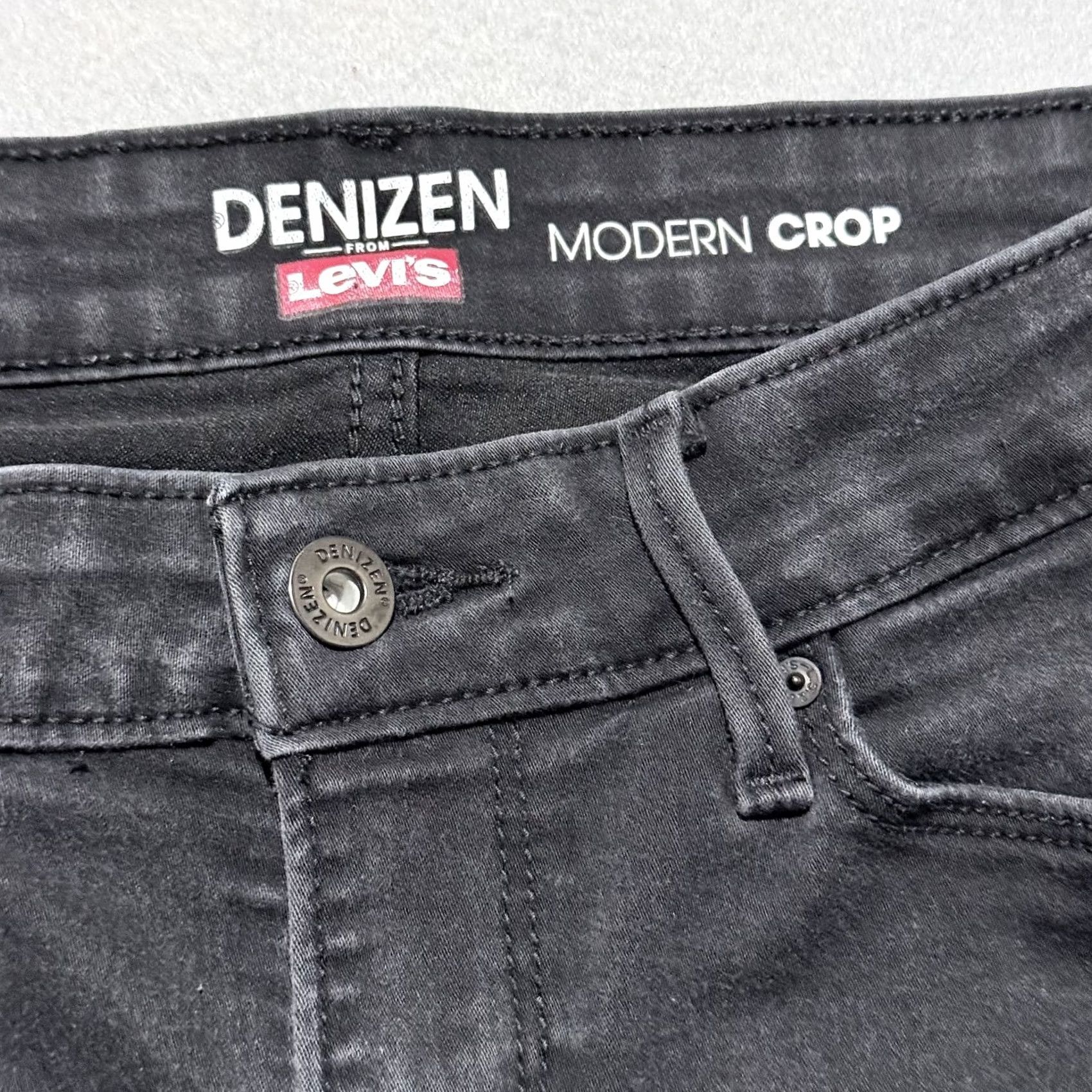 Denizen DENIZEN by Levi's Jeans Women's Black Denim Low-Rise Cropped Cuffed - 6 Size 28" / US 6 / IT 42 - 7 Thumbnail