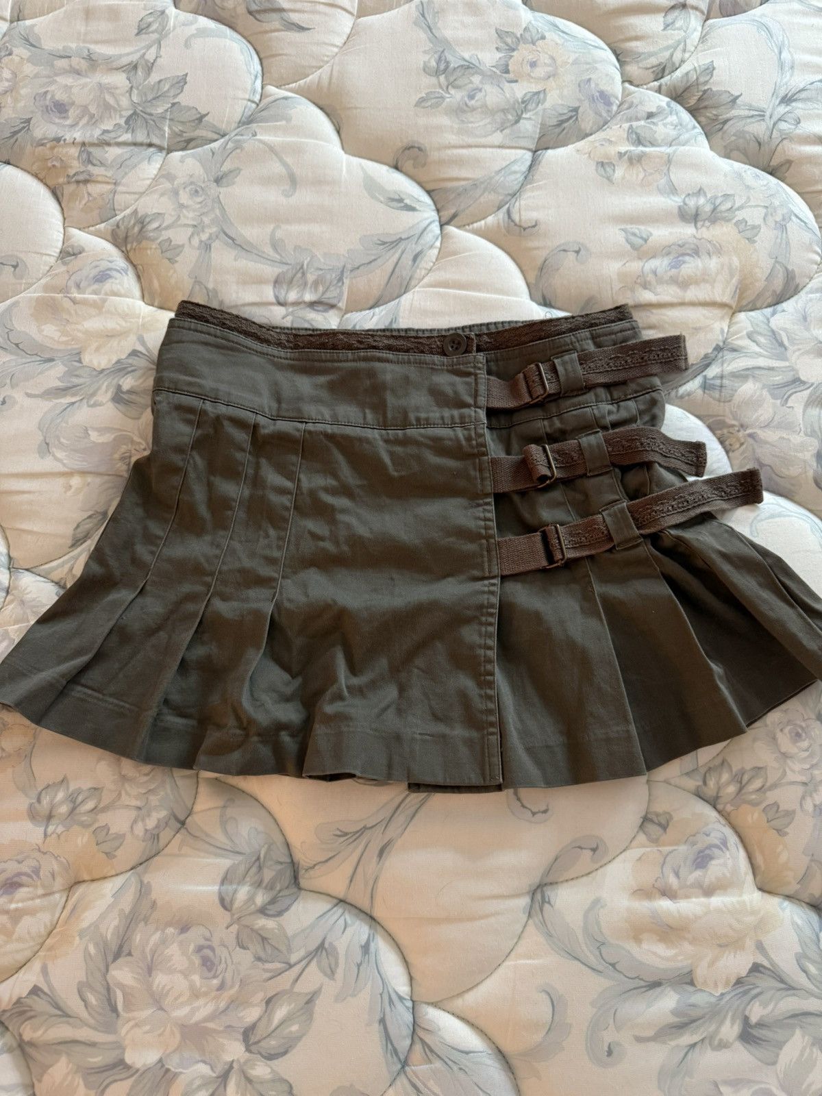 Other Vintage Army Green Mini Skirt size S Size 30" / US 8 / IT 44 - 1 Thumbnail