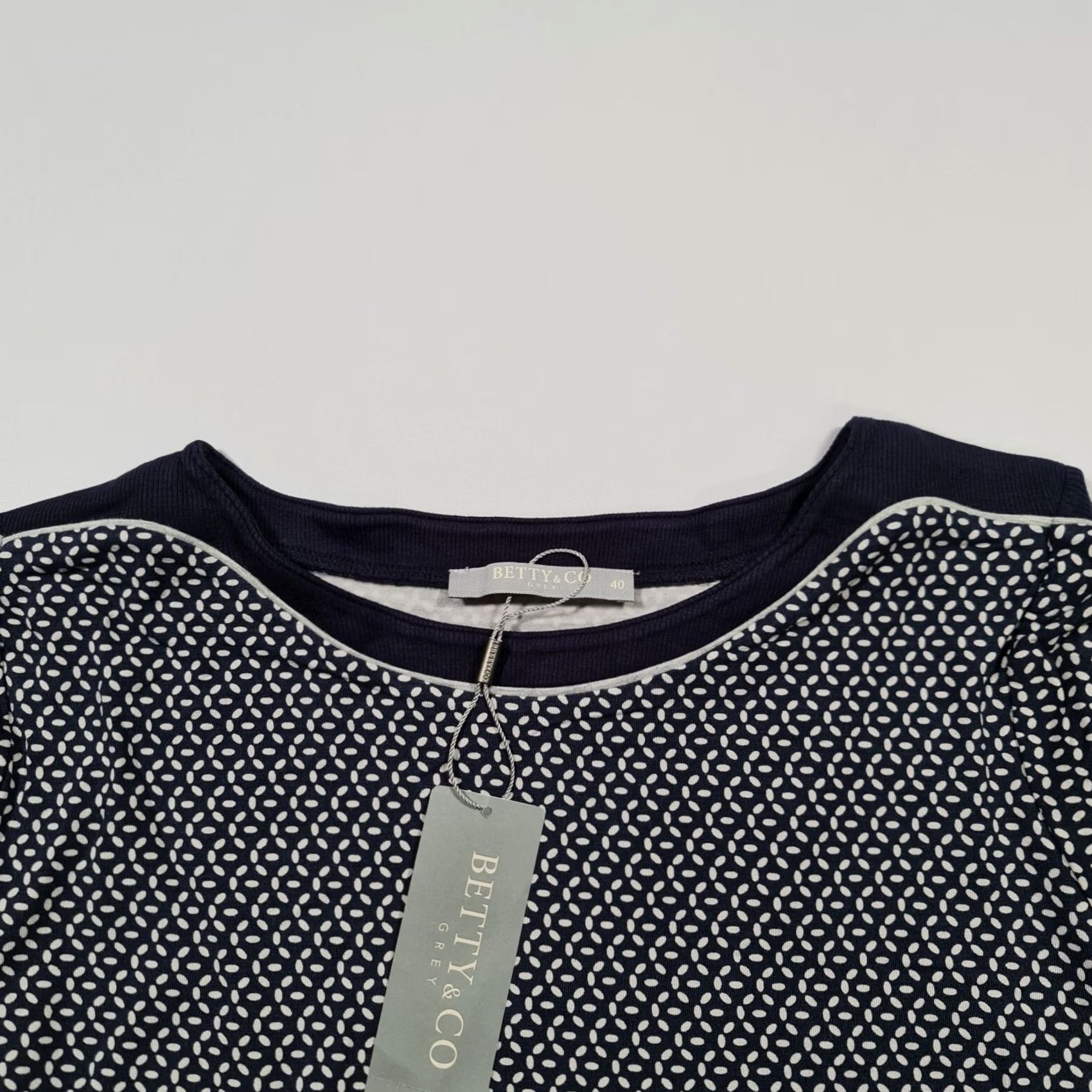 CO Betty & CO Womens T Shirt Navy Blue 14 UK Geometric Print Long Sleeve Stretch Top Size XL / US 12-14 / IT 48-50 - 2 Thumbnail