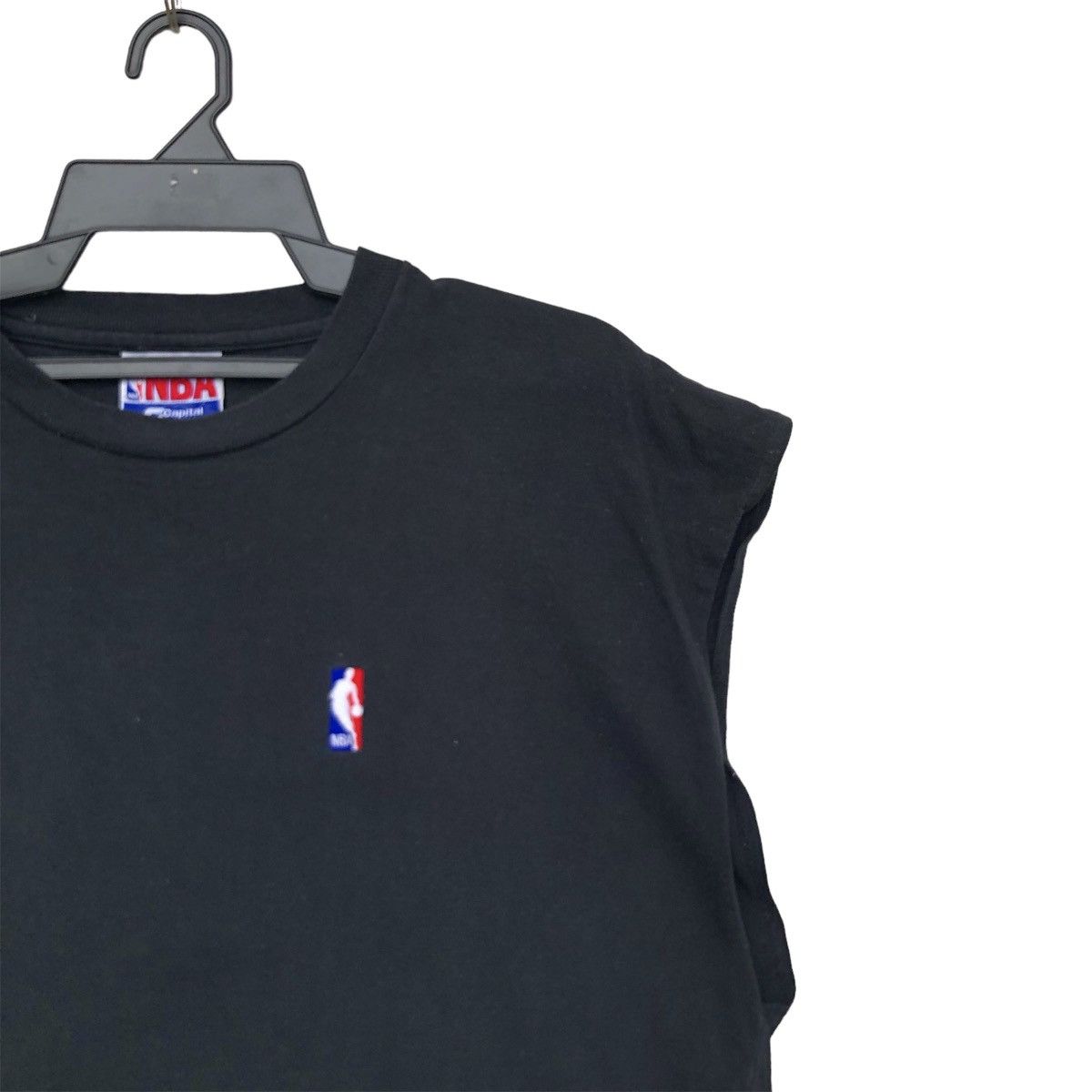 Japanese Brand Vintage 2000s NBA Basketball Clothings Sleeveless T-shirt Size US L / EU 52-54 / 3 - 2 Thumbnail