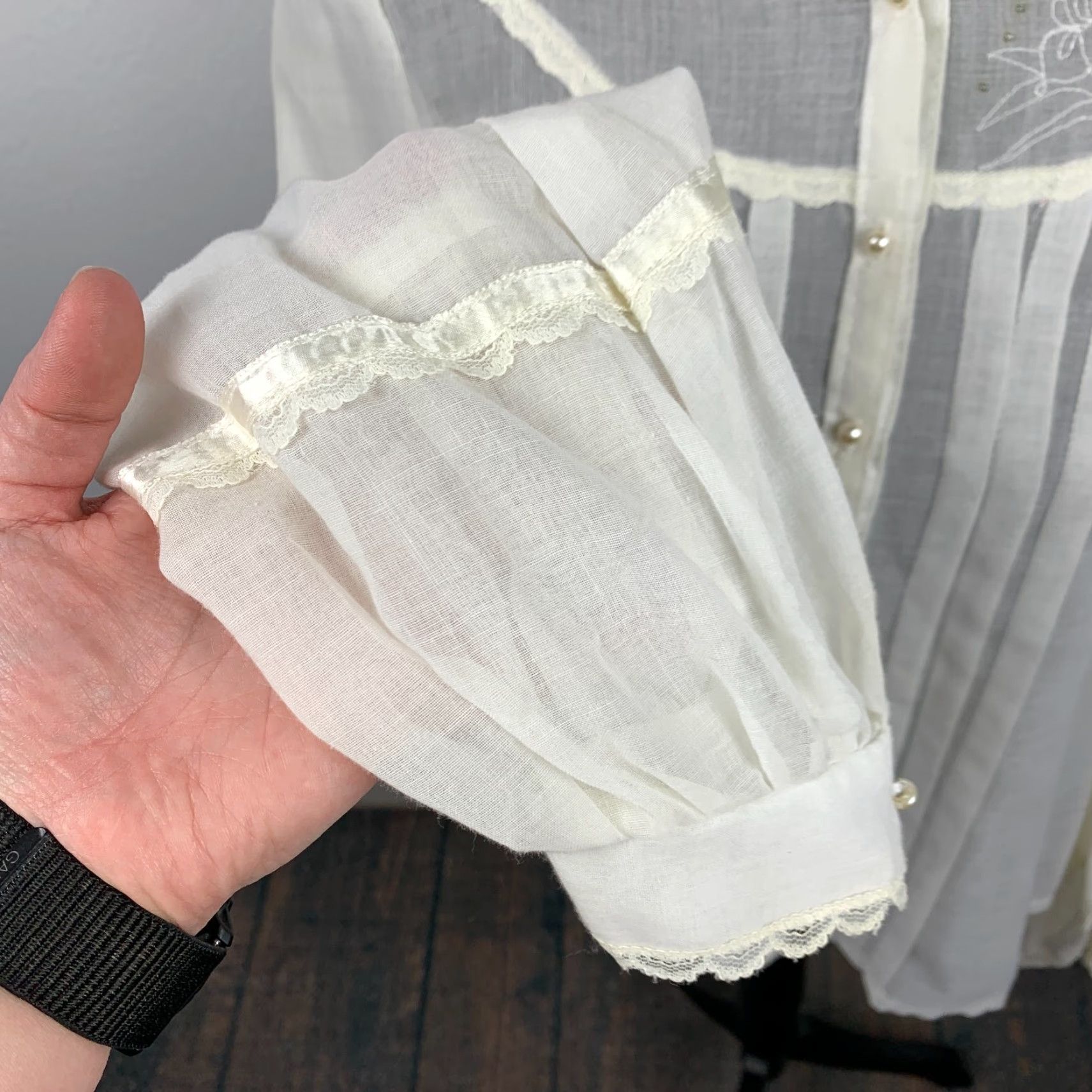 Vintage VINTAGE Jessica's Gunnies Embroidered Peasant Boho Victorian Sheer Top Shirt S Black? Size S / US 4 / IT 40 - 4 Thumbnail
