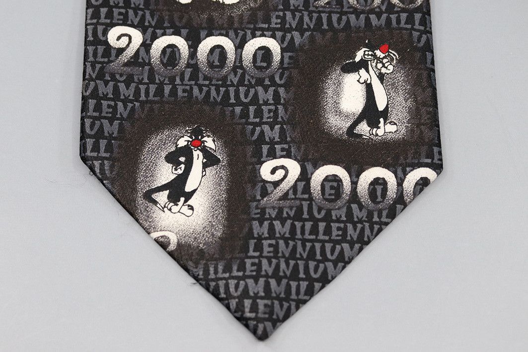 Warner Bros Looney Tunes Sylvester Millennium Tie – 1999 Warner Bros Size ONE SIZE - 5 Thumbnail