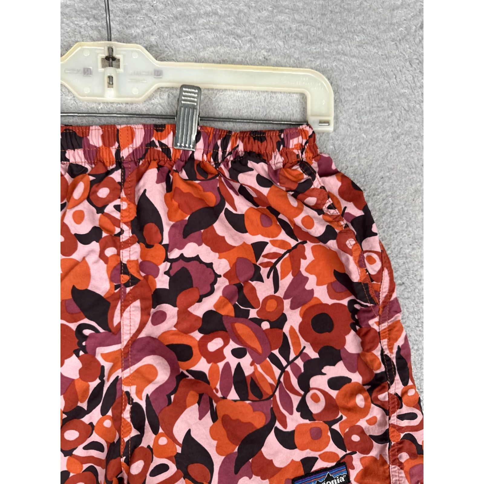 Patagonia Patagonia Utility Shorts Womens XS Pink Floral Print Baggies Hiking Swim Beach Size 26" / US 2 / IT 38 - 5 Thumbnail