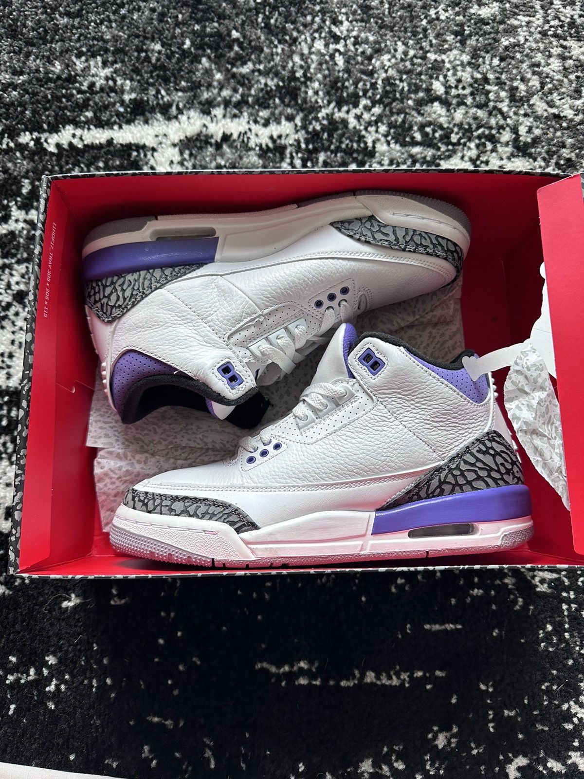 Jordan Brand Jordan Retro 3 Size US 5.5 / EU 38 - 1 Thumbnail