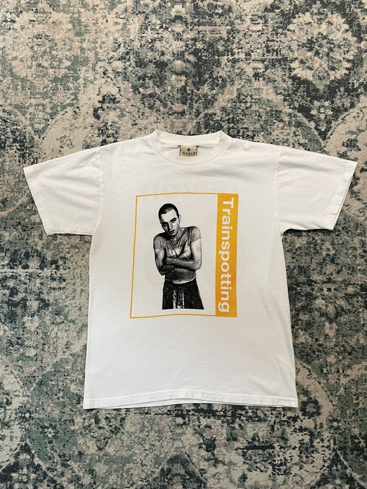 Vintage Vintage Trainspotting Movie Mark Renton 05 T-Shirt (Manga) Size US S / EU 44-46 / 1 - 2 Thumbnail