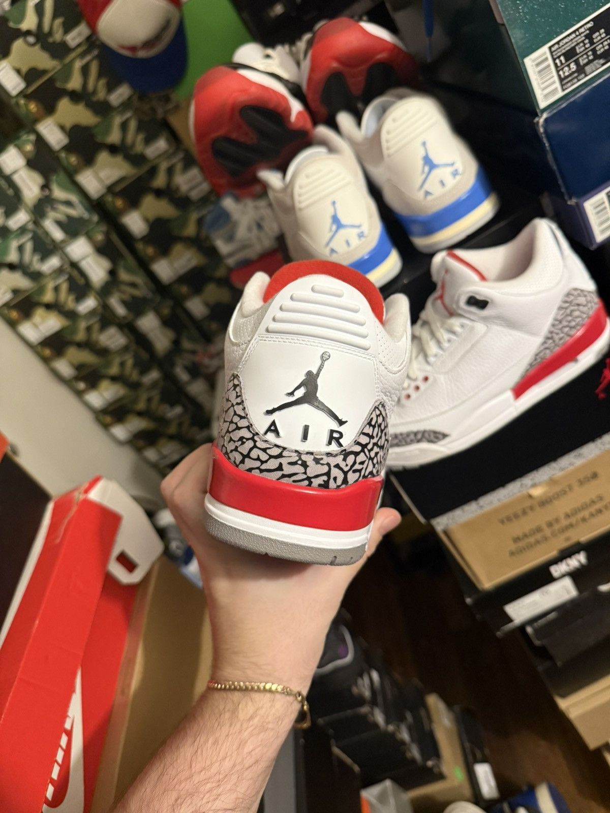 Jordan Brand Jordan retro 3 katrina sz 9.5 Size US 9.5 / EU 42-43 - 4 Thumbnail