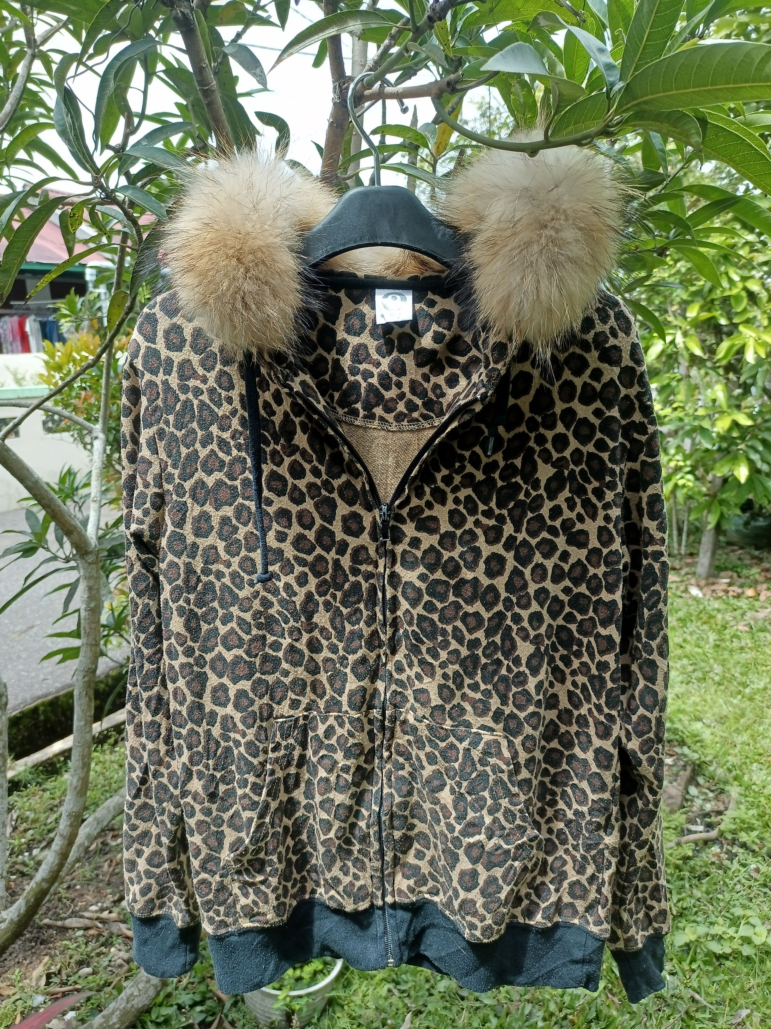 If Six Was Nine × Japanese Brand × Le Grande Bleu (L.G.B.) Y2K SHOCK NINE Leopard Ear Fur Zipper Hoodie Size US M / EU 48-50 / 2 - 18 Thumbnail