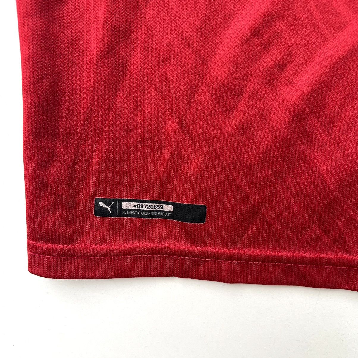 Puma ARSENAL 2017/2018 HOME FOOTBALL SHIRT SOCCER JERSEY PUMA Size US S / EU 44-46 / 1 - 6 Thumbnail